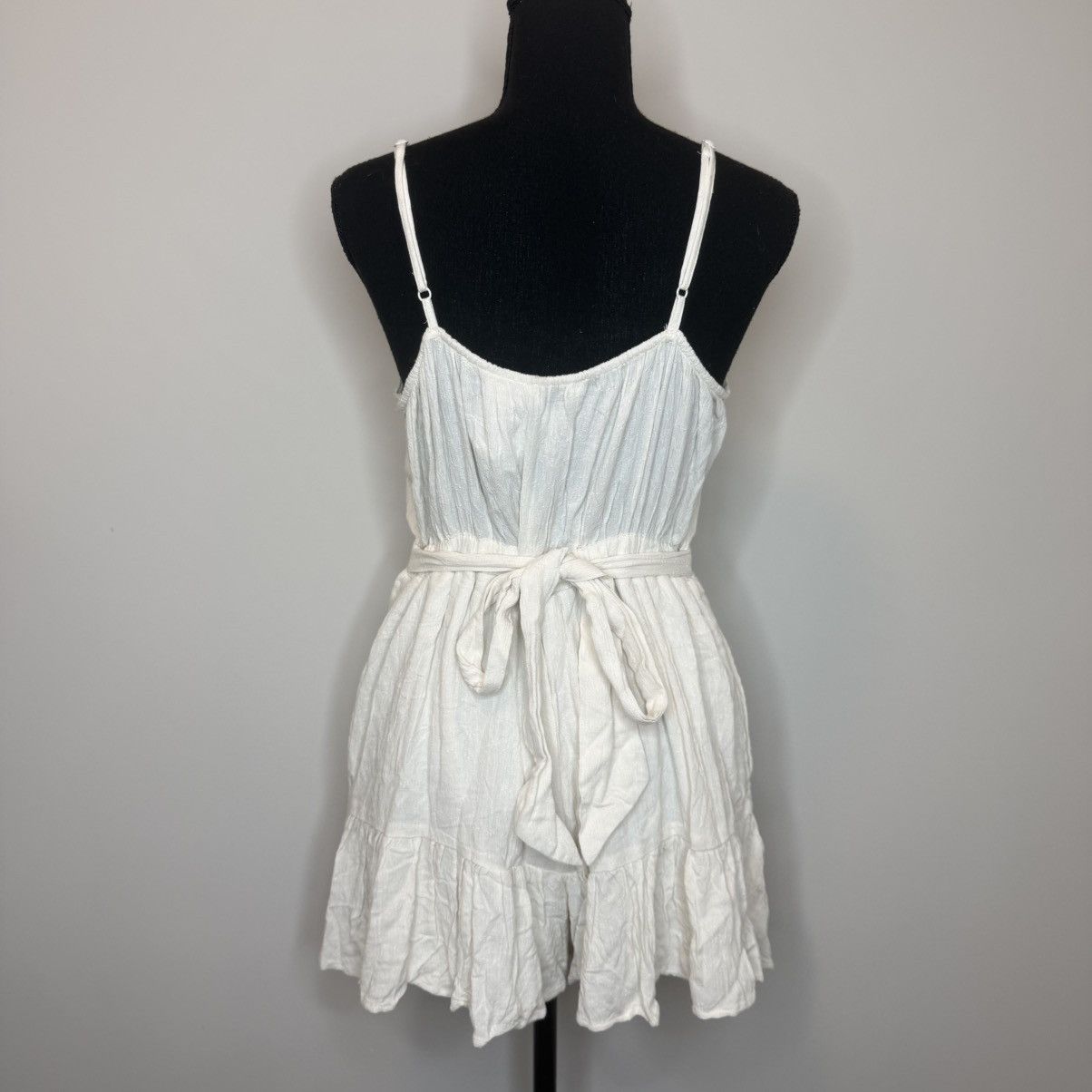 American Eagle Outfitters American Eagle Women's Beige Shorts Romper Jumper Size M / US 6-8 / IT 42-44 - 4 Thumbnail