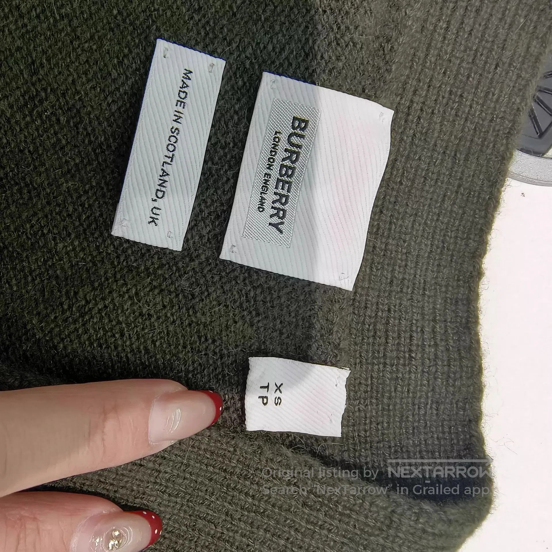 Burberry Green V-Neck Button Cardigan - XS. Size US XS / EU 42 / 0 - 3 Thumbnail