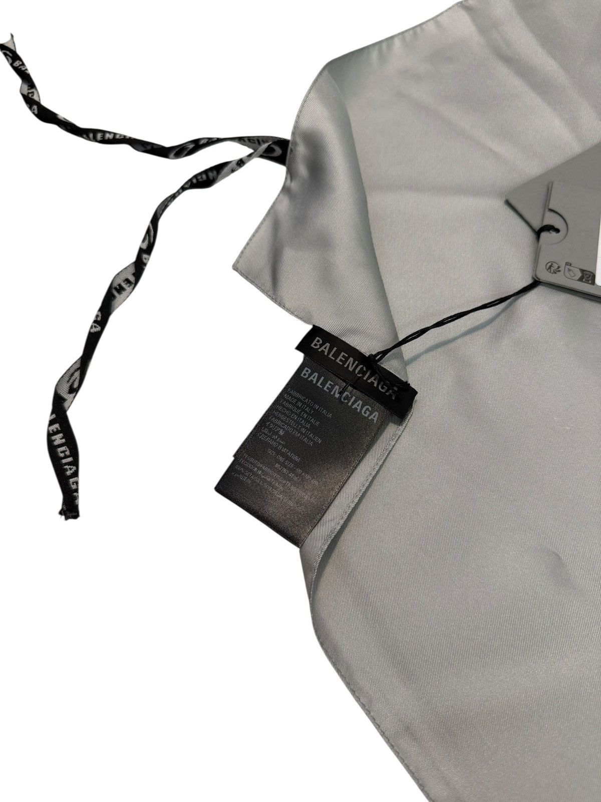 Balenciaga Britney Spears Silk Flag Size ONE SIZE - 4 Thumbnail