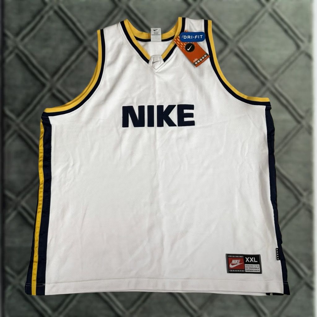 Nike VINTAGE Nike Team Alpha Project Trikot Basketball Jersey Dri-Fit XXL White 90s Nike Dri-FIT Men Tank Jersey 2XL Basketball Mens Size US XXL / EU 58 / 5 - 1 Thumbnail