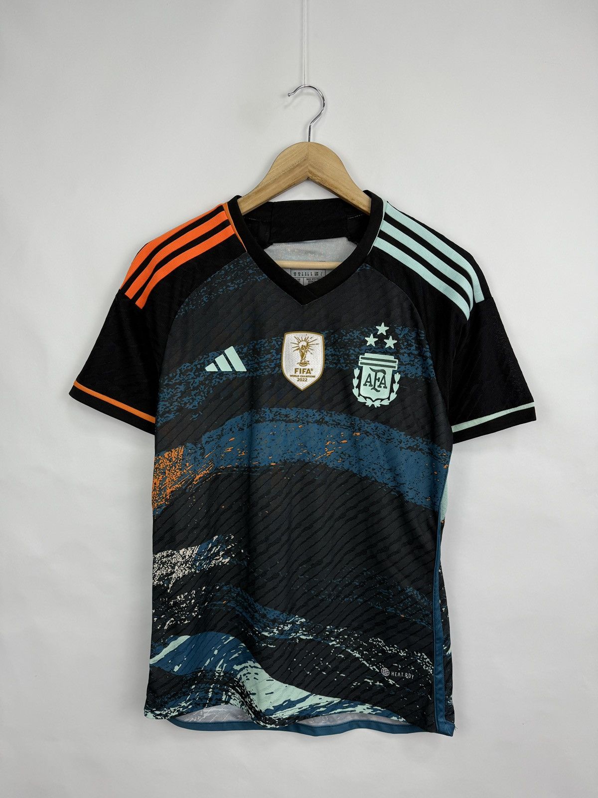 Adidas 🇦🇷 2022 Argentina Adidas Fifa World Champions Jersey T-Shirt Size US M / EU 48-50 / 2 - 3 Thumbnail
