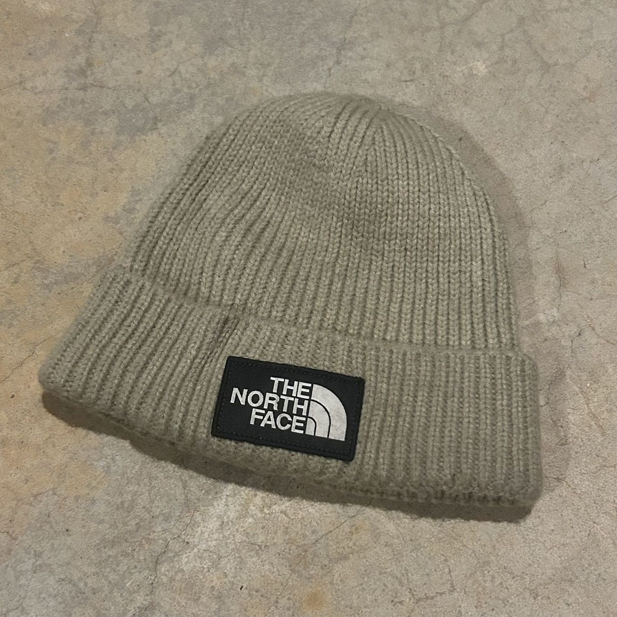 The North Face The North Face Ribbed Logo Patch Beanie Size ONE SIZE - 2 Thumbnail