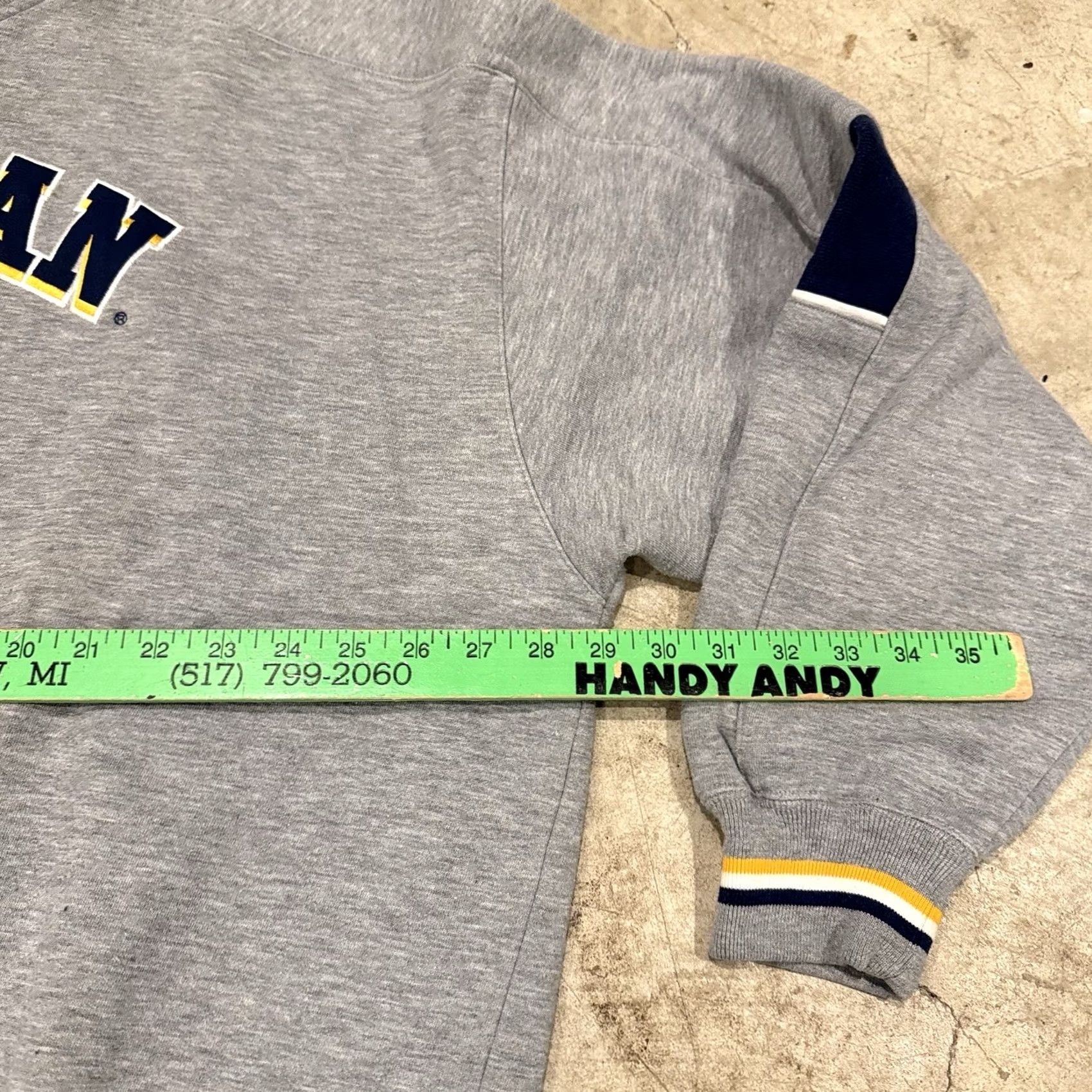 Lee VINTAGE University of Michigan Wolverines Lee Sport Crewneck Sweatshirt 2XL Gray Cotton Blend Embroidered Logo Mens Sweatshirt 90s College Sports Size US XXL / EU 58 / 5 - 6 Thumbnail
