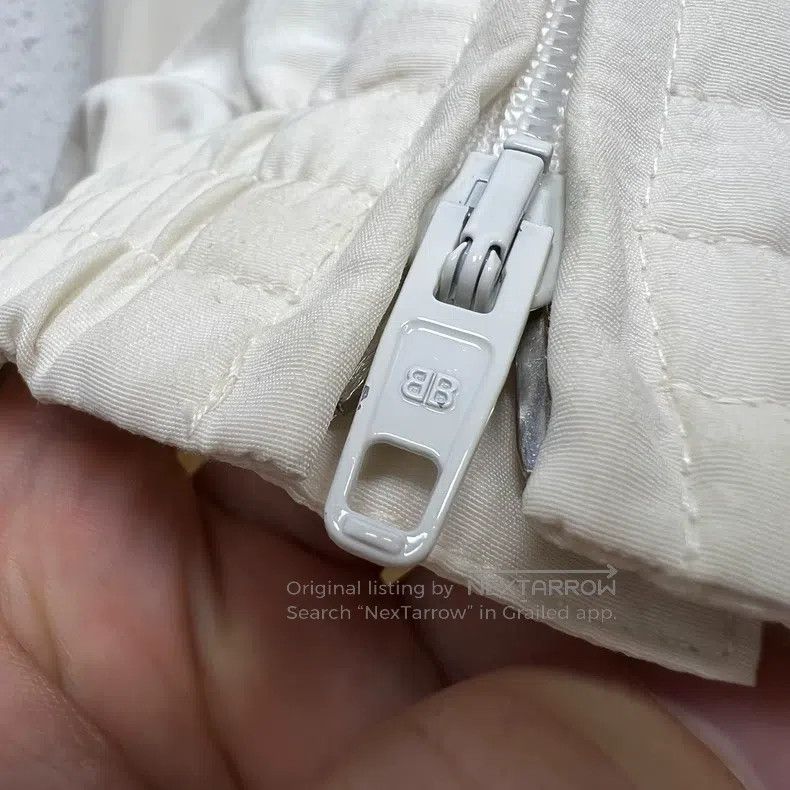 Balenciaga Balenciaga Ivory and Black Patchwork 3Bsports Embroidered Size US XS / EU 42 / 0 - 7 Thumbnail