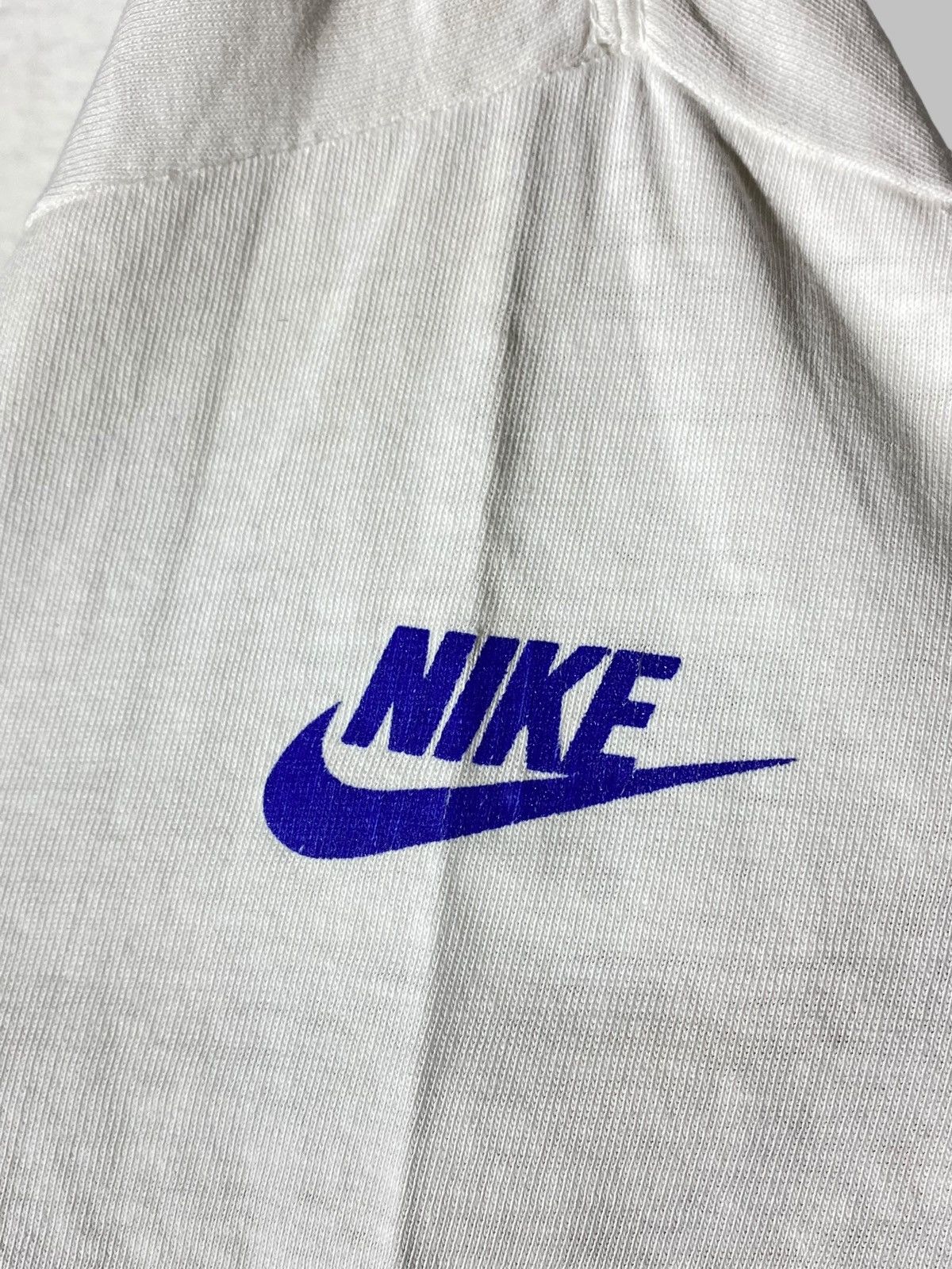 Nike Vintage 90s Nike Challenge Court Rare T-shirt Made in USA Size US XL / EU 56 / 4 - 7 Thumbnail