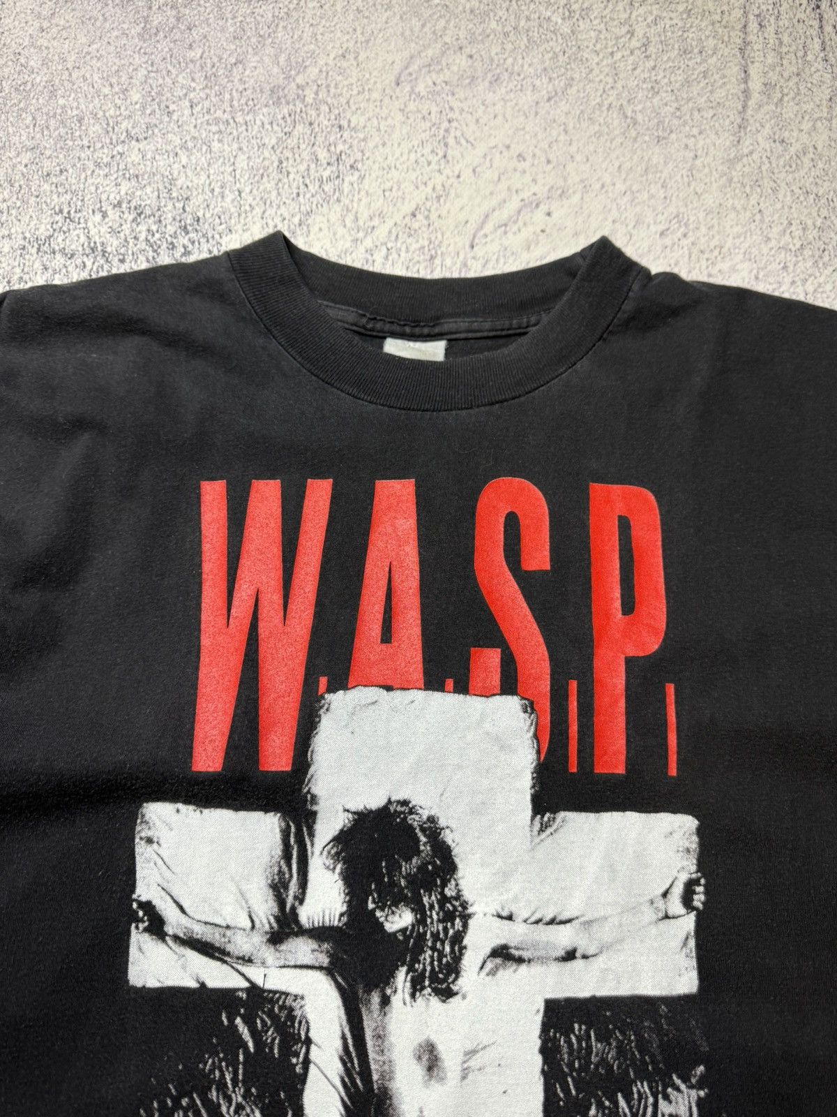 Vintage Vintage WASP The Crimson Idol 1992 t shirt Size US L / EU 52-54 / 3 - 12 Thumbnail