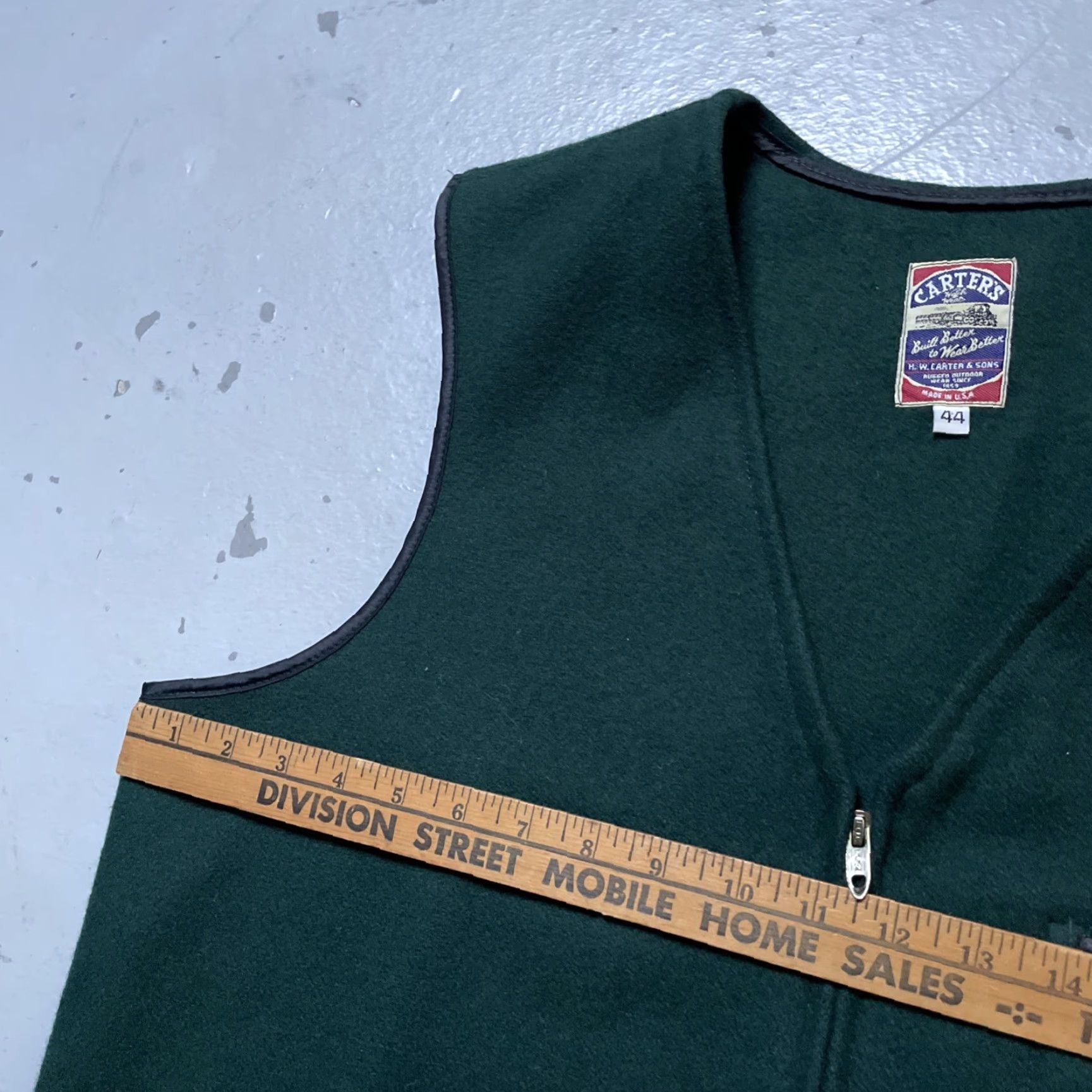 Vintage VINTAGE Carter’s Wool Zip Hunting Work Vest Unisex Adults 44 Green USA 70s 60s Workwear Hunting - Carter’s Size US S / EU 44-46 / 1 - 2 Thumbnail