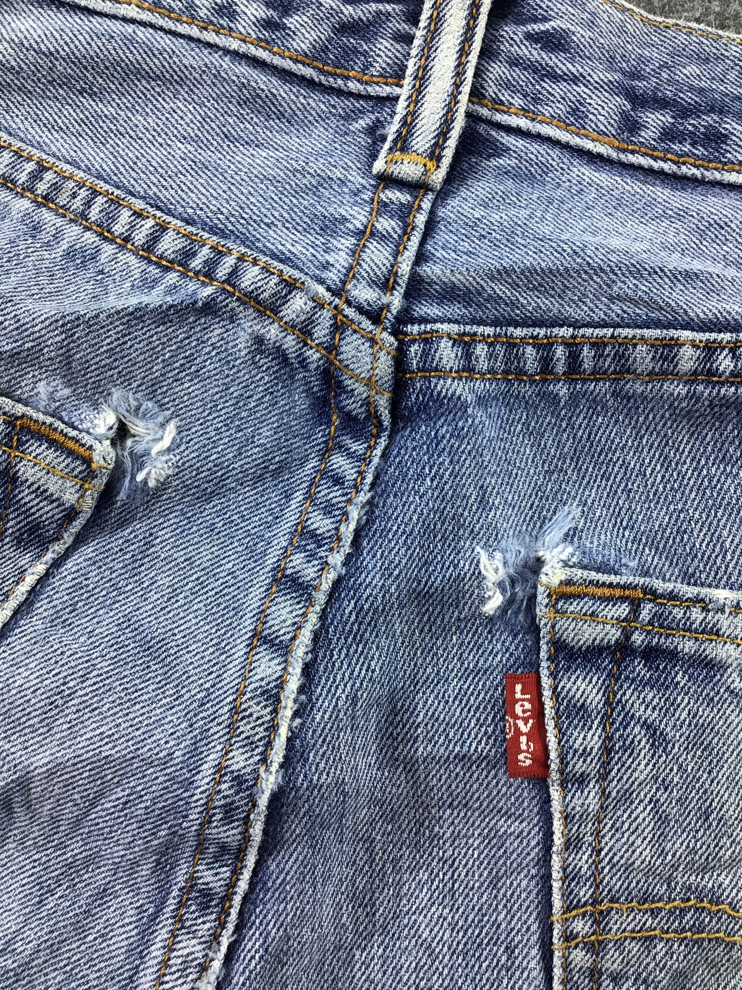 Levi's Vintage Levis 501 Jeans-JM231 Size US 31 - 13 Thumbnail