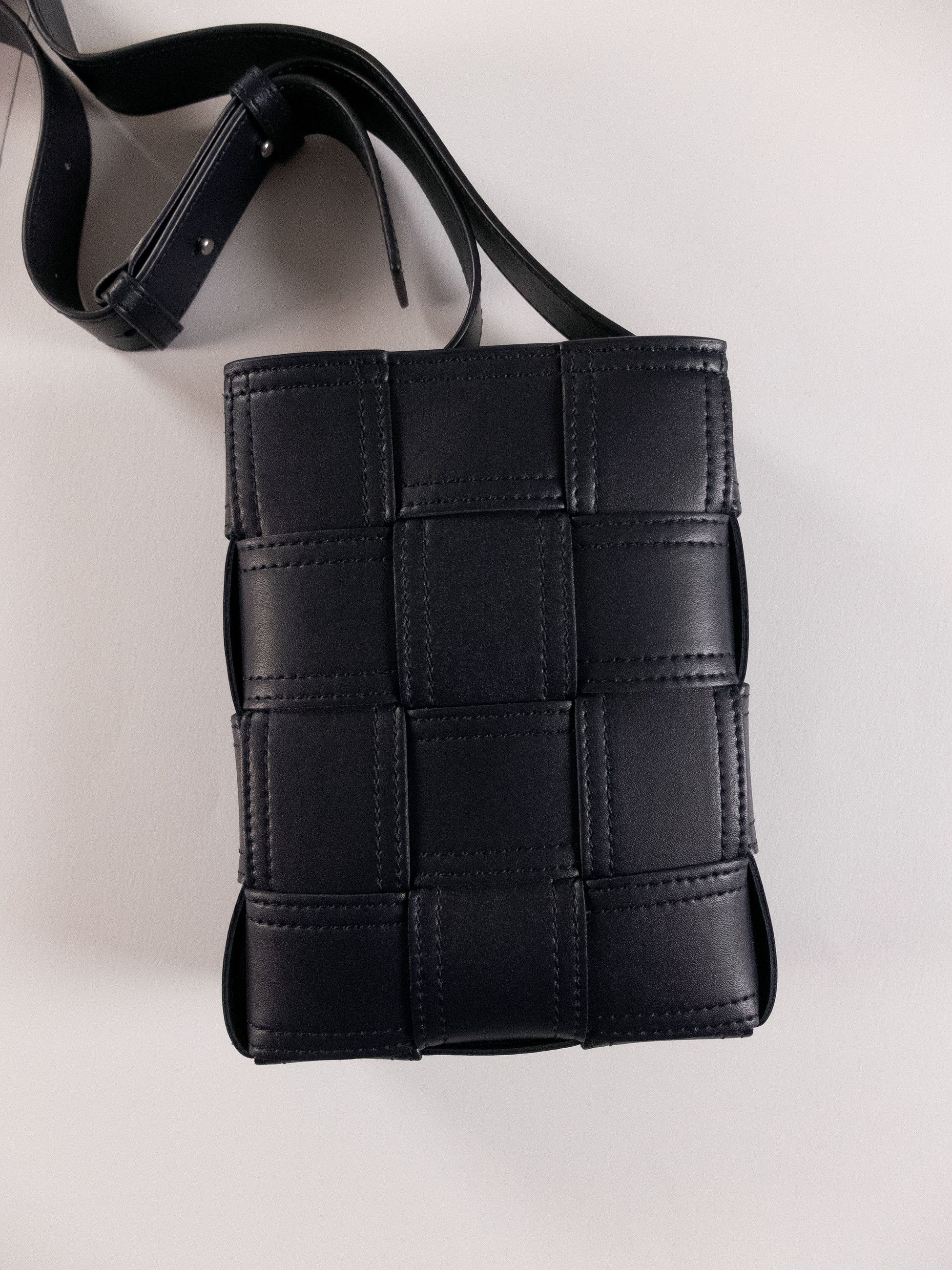 Bottega Veneta BOTTEGA VENETA Cassette dark blue leather crossbody mini bag Size ONE SIZE - 2 Thumbnail