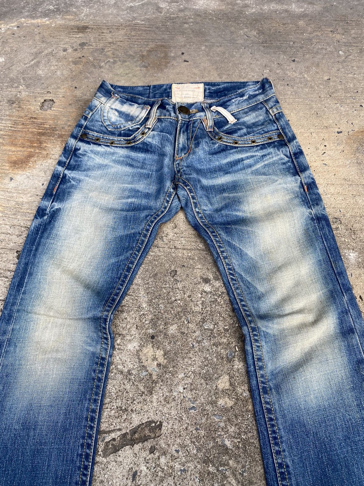 If Six Was Nine × Japanese Brand × Le Grande Bleu (L.G.B.) Yoshimoto Nara x Lolita Jeans Distressed Pants Size US 30 / EU 46 - 11 Thumbnail