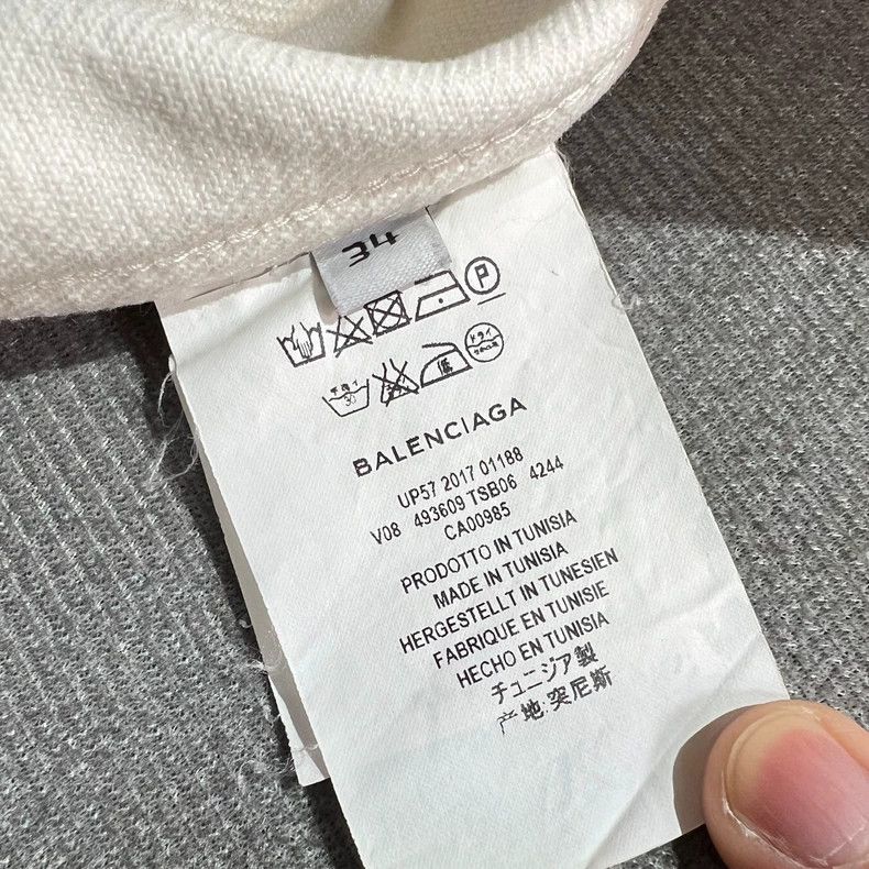 Balenciaga Balenciaga size 34 Denim jacket with white back logo jacke Size US M / EU 48-50 / 2 - 7 Thumbnail