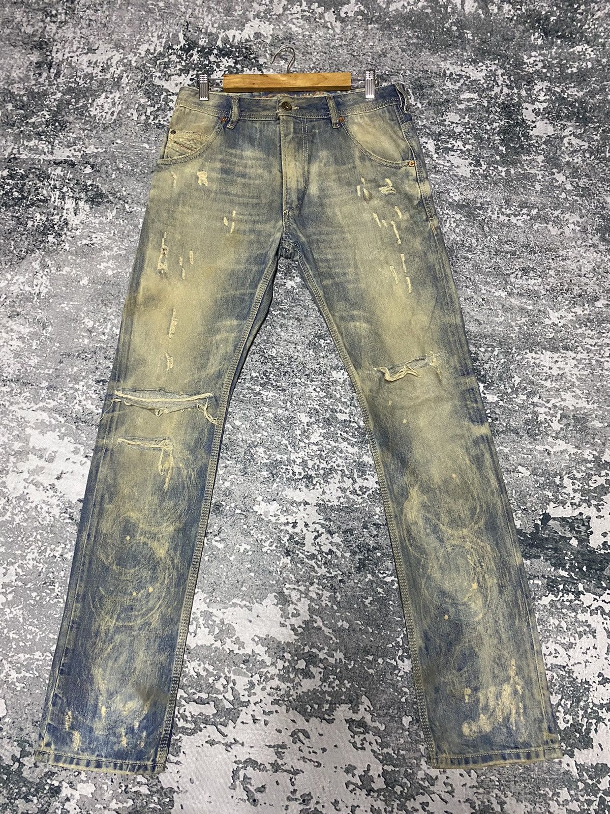 Diesel Vintage Diesel Industry Distressed Denim Jeans Made in Italy Size US 32 / EU 48 - 1 Thumbnail