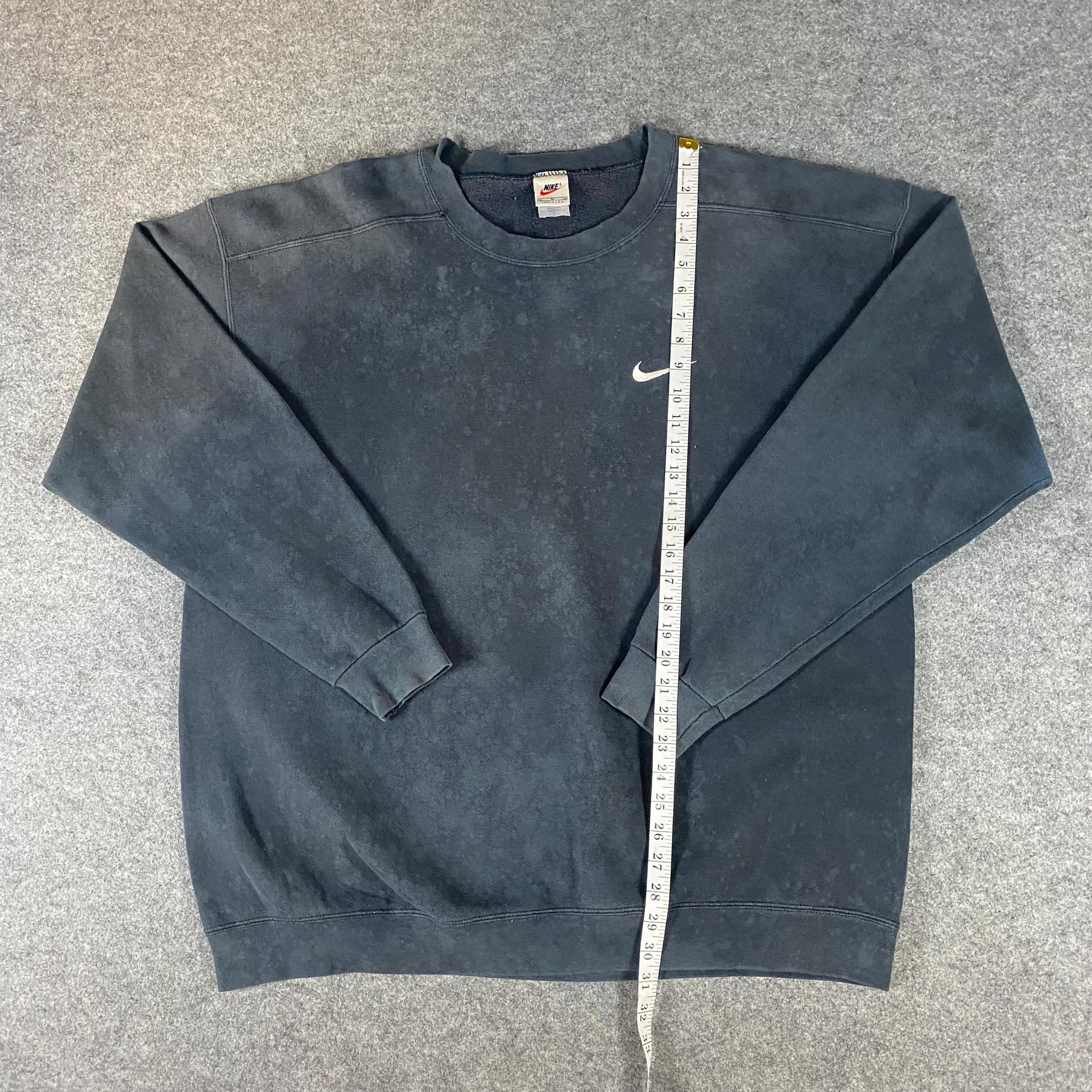 Nike Vintage 90s Nike Small Logo Distressed Sweatshirt Size US L / EU 52-54 / 3 - 4 Thumbnail