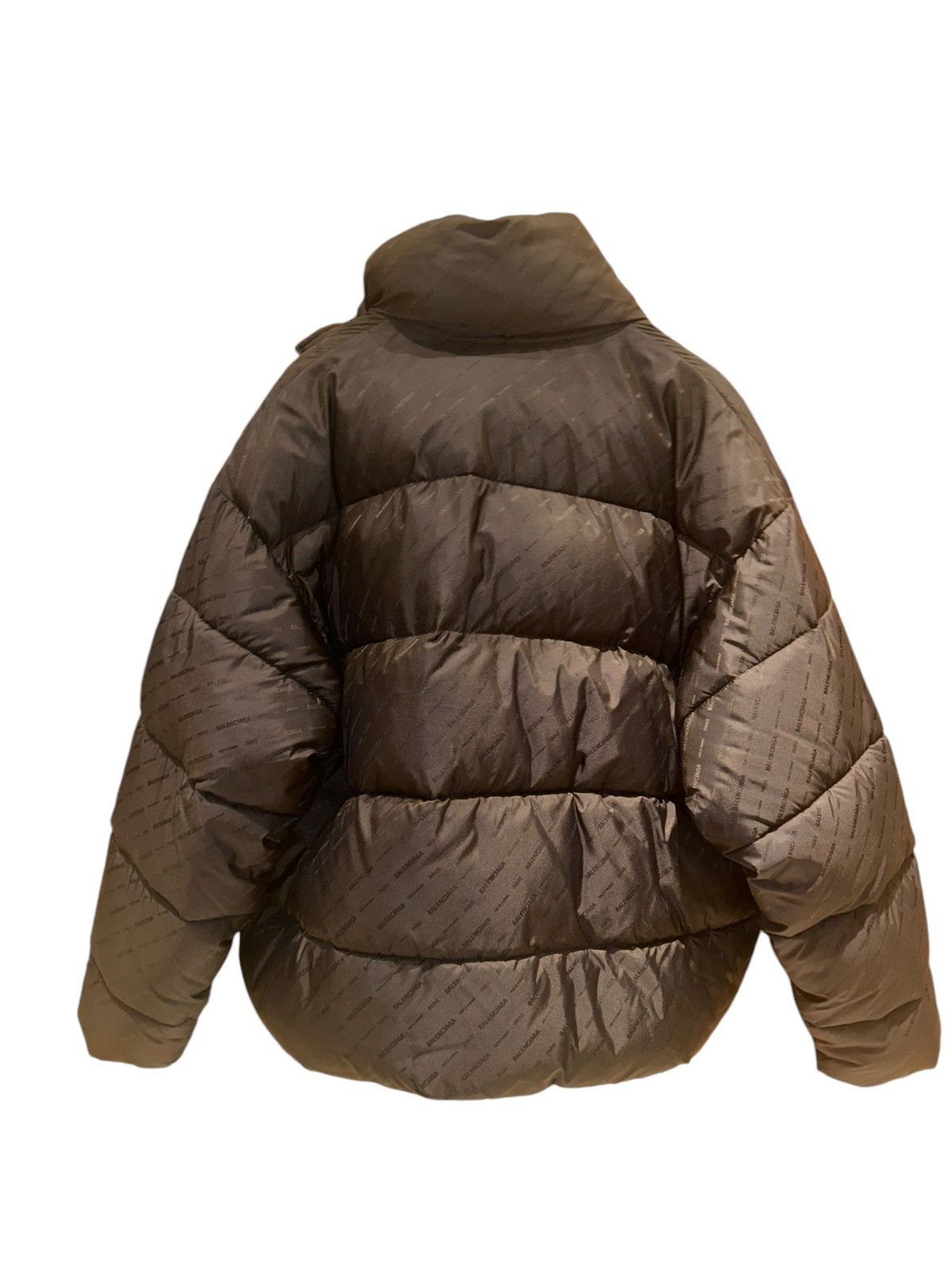 Balenciaga Balenciaga Wardrobe Puffer/Down Jacket Size US M / EU 48-50 / 2 - 4 Thumbnail