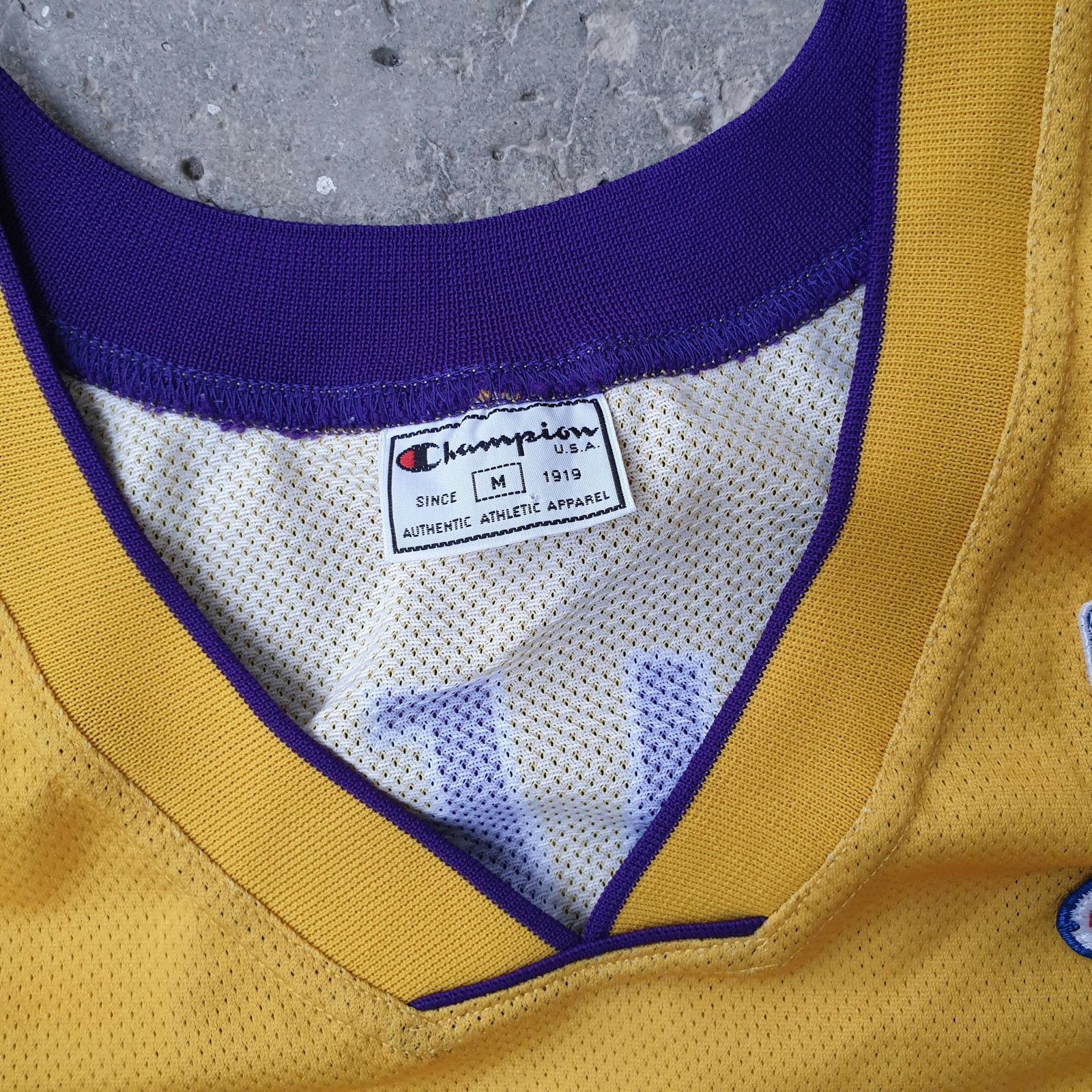 Champion × NBA Vintage LA Lakers Shaq Champion Basketball Jersey Size US M / EU 48-50 / 2 - 3 Thumbnail