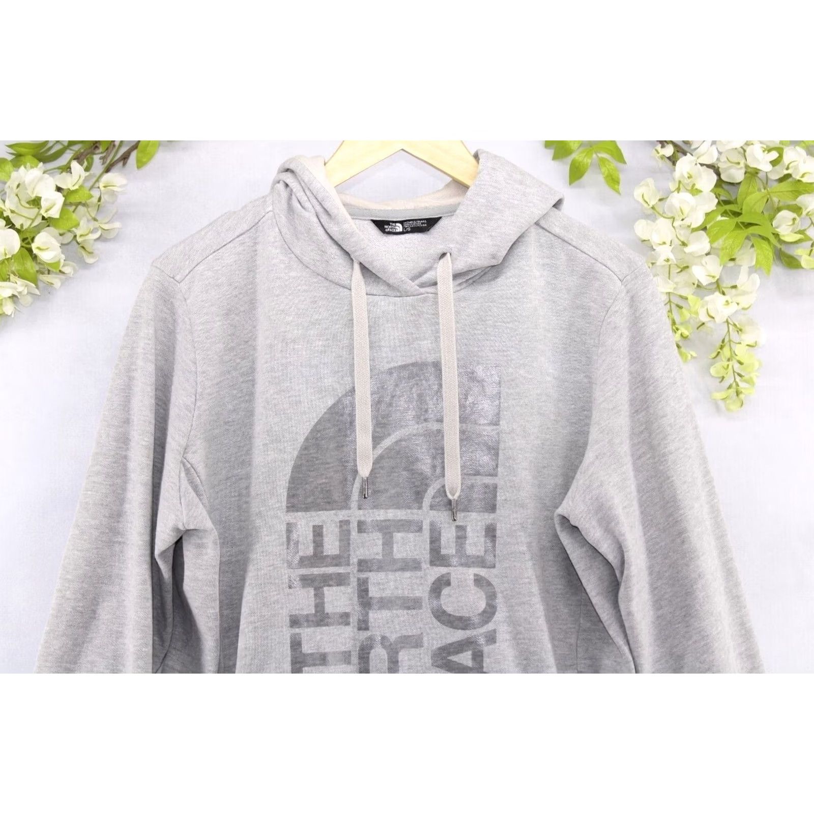 The North Face The North Face Women's Light Gray Logo Sweatshirt Hoodie Sz L Size L / US 10 / IT 46 - 3 Thumbnail