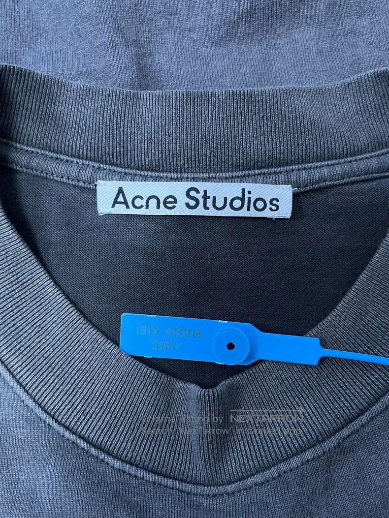 Acne Studios Acne Studios Relaxed round neck long-sleeve T-shirt Size US M / EU 48-50 / 2 - 5 Thumbnail