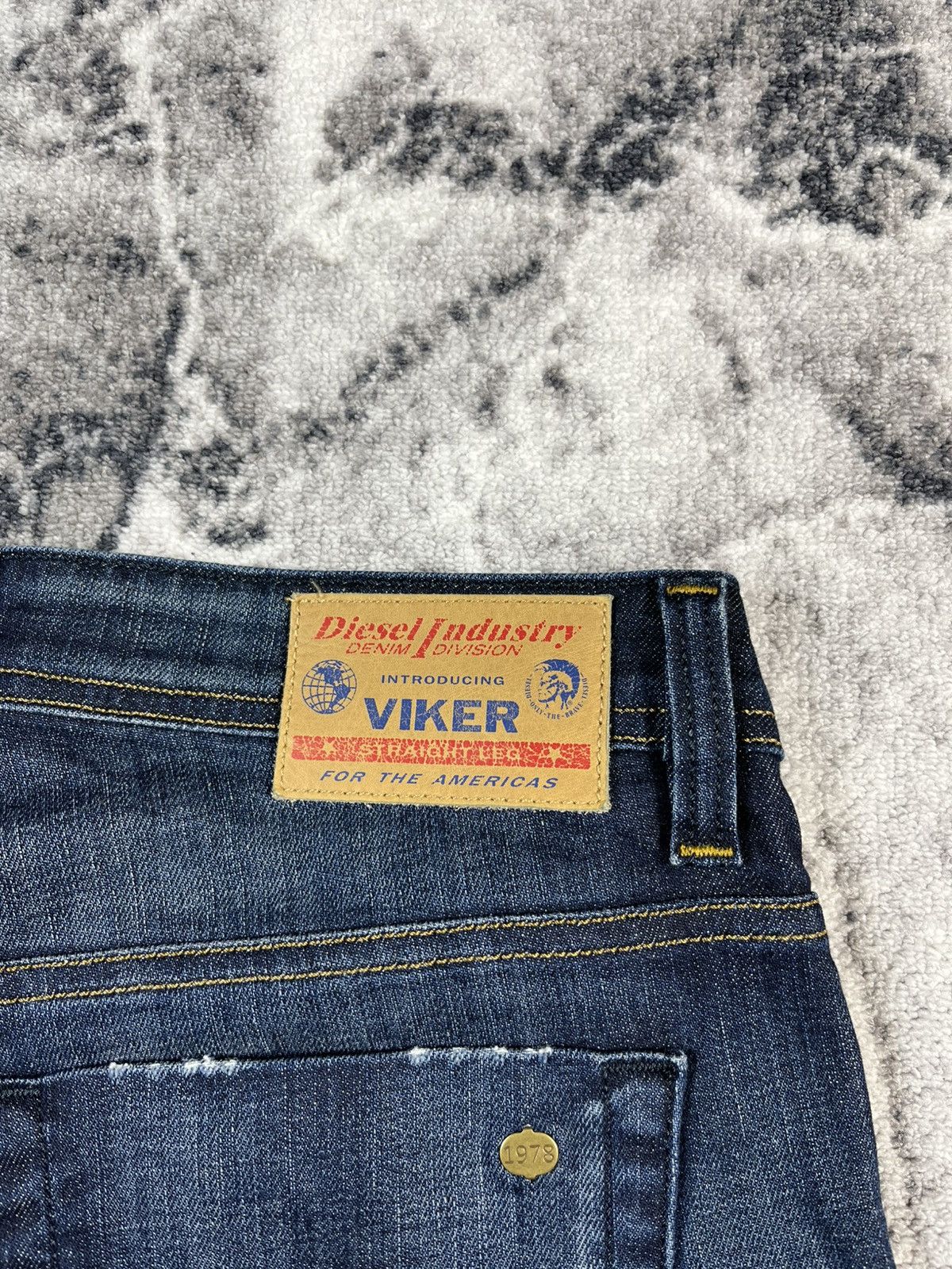 Diesel Diesel Viker Jeans Dark Wash Straight Stretch W33 Size US 33 - 15 Thumbnail