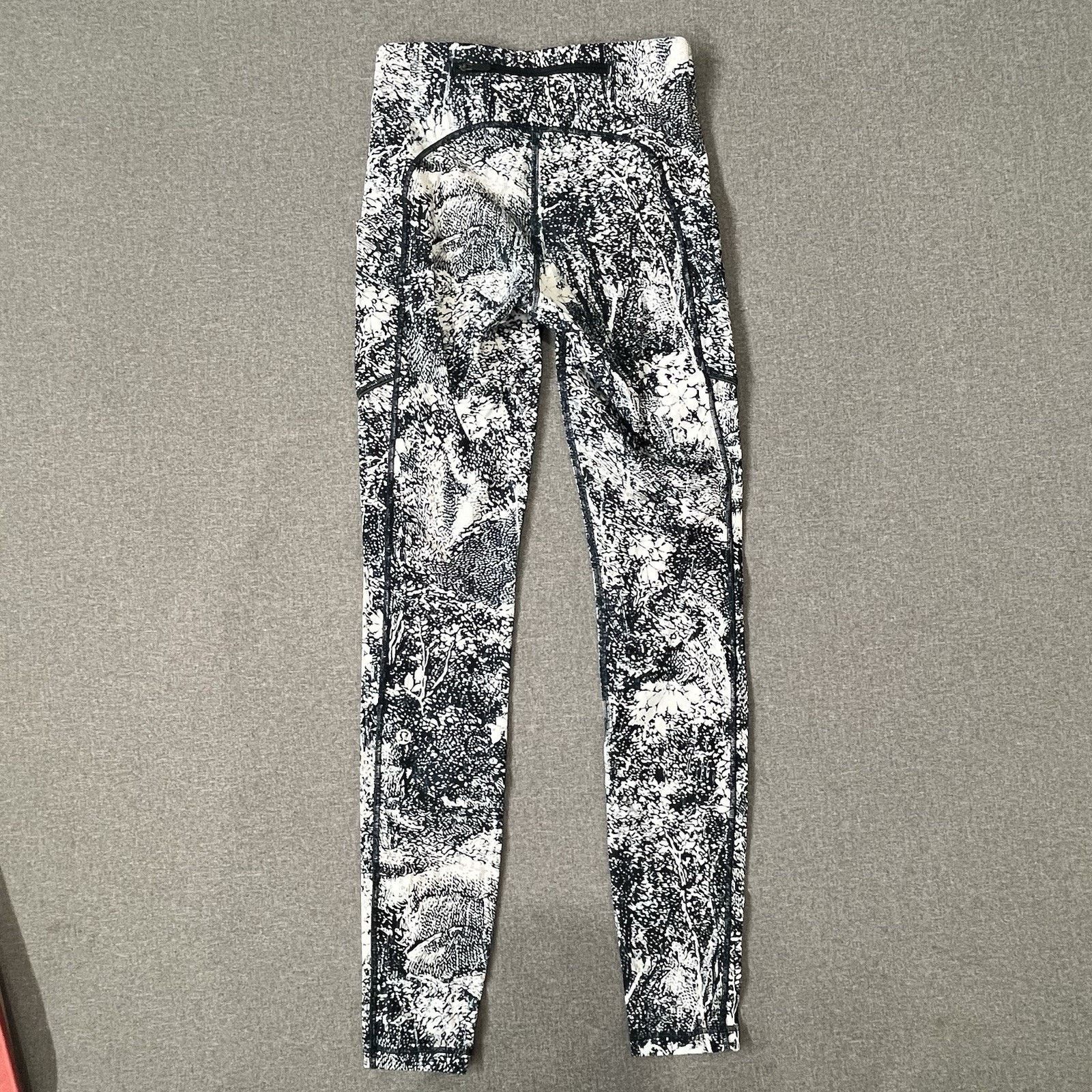 Lululemon Lululemon Speed Up Tight *Full-On Luxtreme Wildwood sz 2 Size 26" / US 2 / IT 38 - 2 Thumbnail