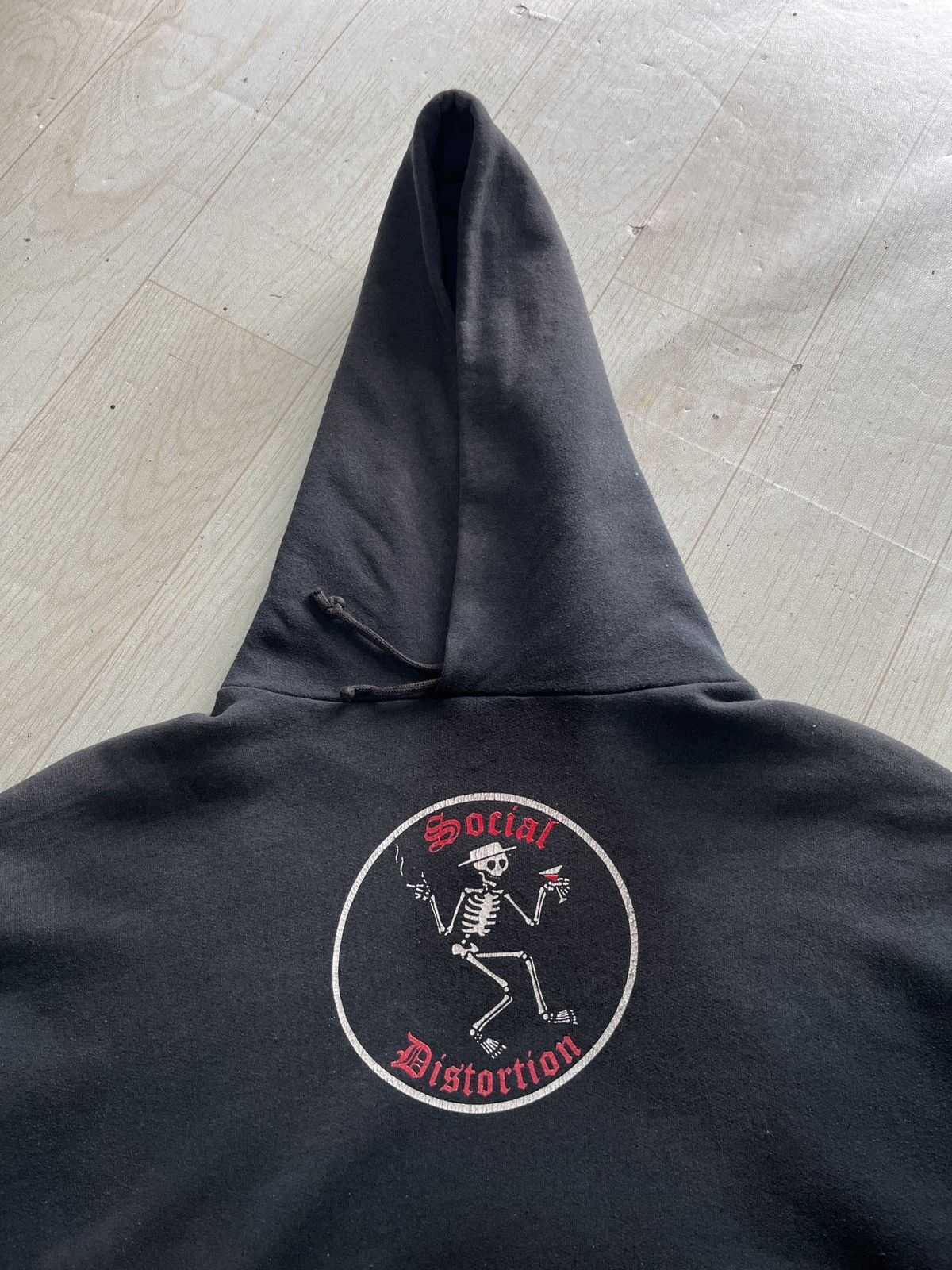 Band Tees 90s Social distortion hoodie (jerzees) Size US M / EU 48-50 / 2 - 4 Thumbnail