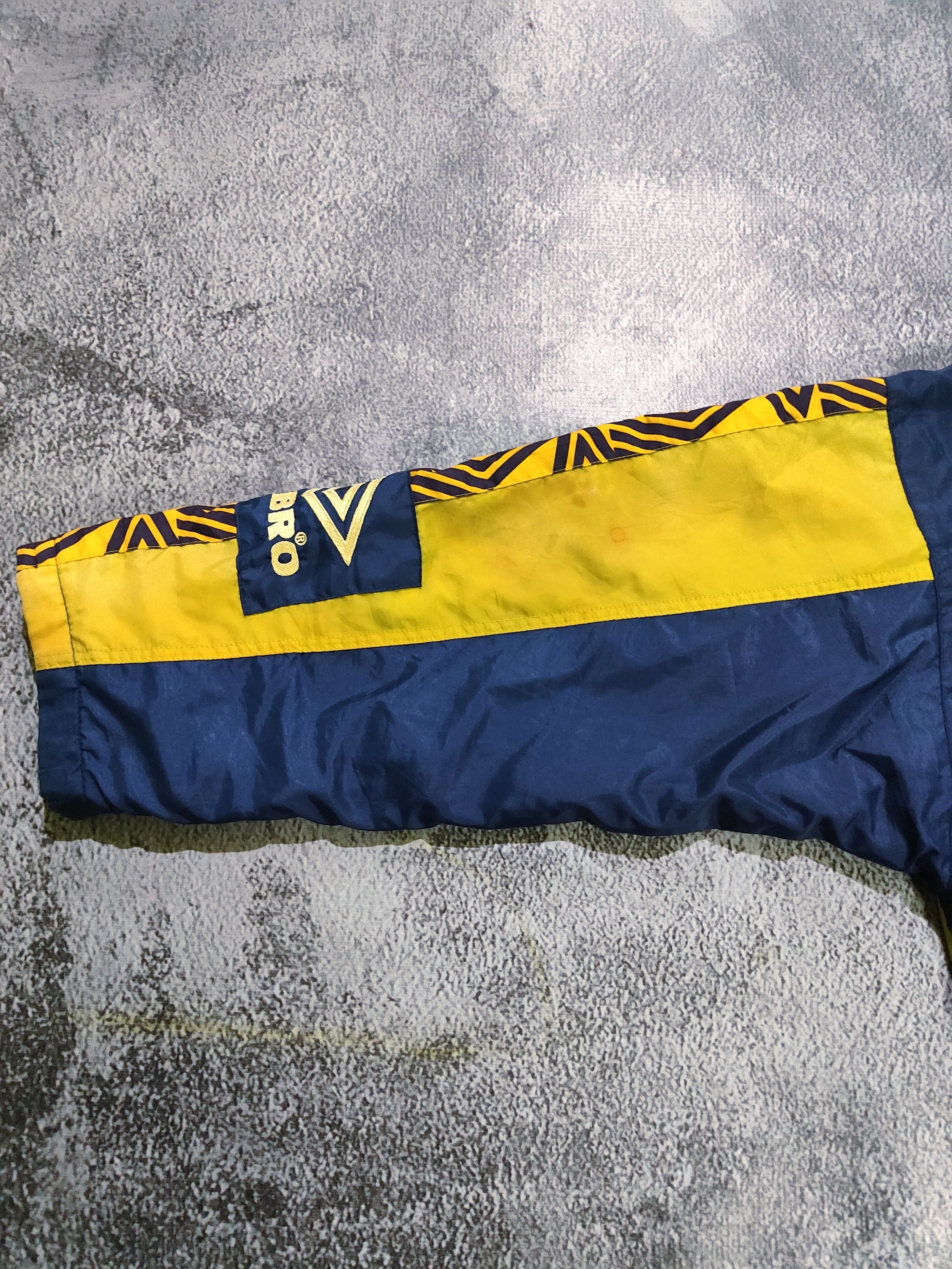 Umbro Vintage 90's Umbro Tottenham Coat Jacket Football Soccer Size US L / EU 52-54 / 3 - 8 Thumbnail