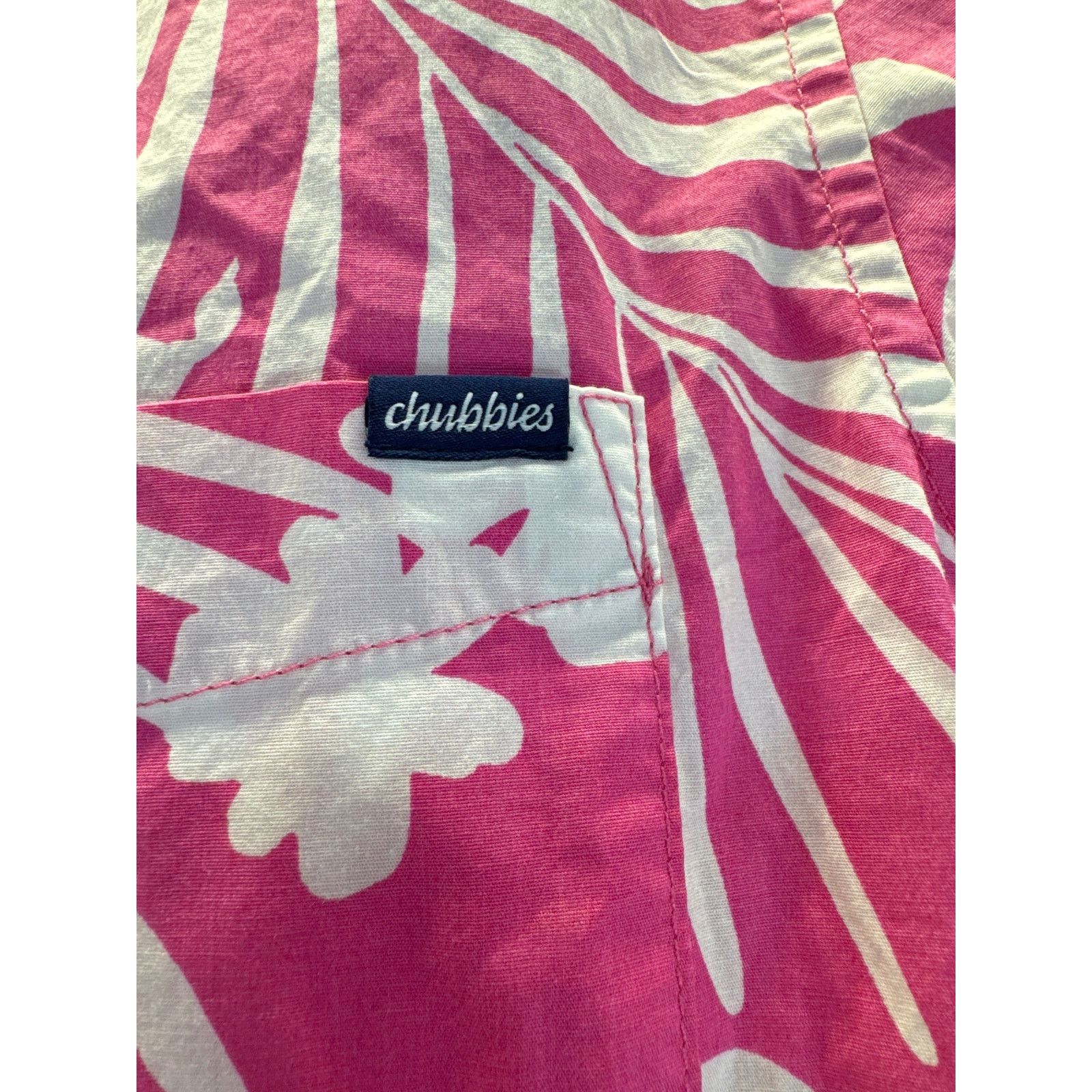 Chubbies Chubbies Friday Shirt Pink Short Sleeve Button-up men sz M Size US M / EU 48-50 / 2 - 3 Thumbnail