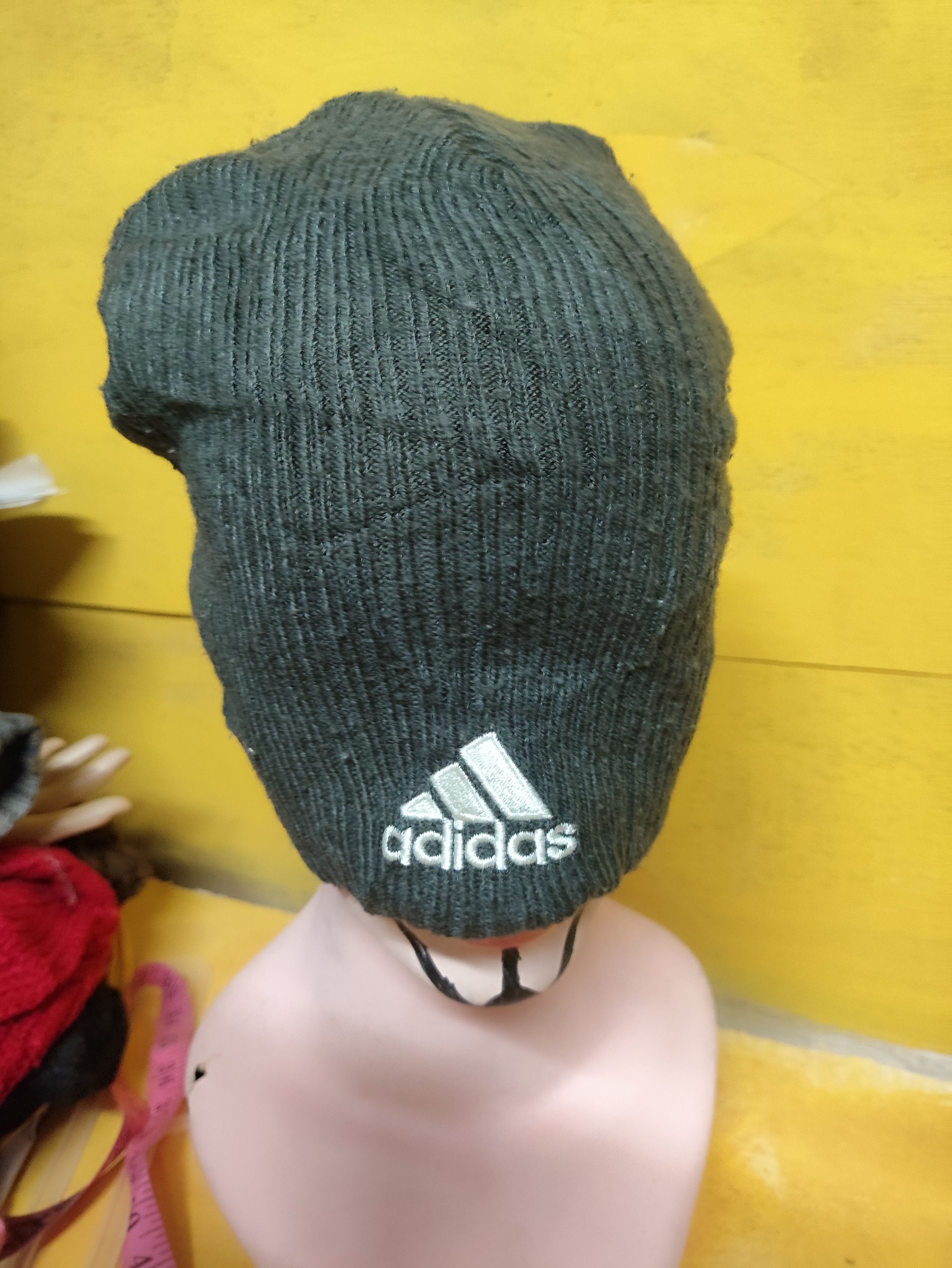 Adidas Adidas Vintage Beanie Snowcap Vintage Stuff Size ONE SIZE - 8 Thumbnail