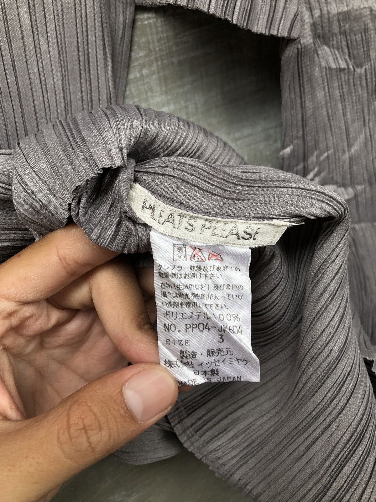 Homme Plisse Issey Miyake × Issey Miyake × Pleats Please Issey Miyake Issey Miyake Pleats Please Tops Size M / US 6-8 / IT 42-44 - 8 Thumbnail