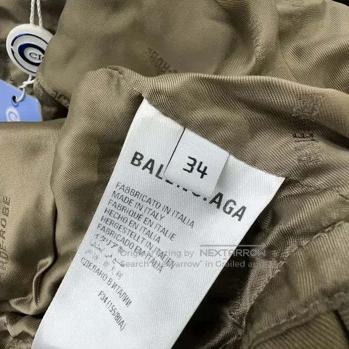 Balenciaga Balenciaga Button-Up Coat in Light Brown. Size US XXS / EU 40 - 4 Thumbnail