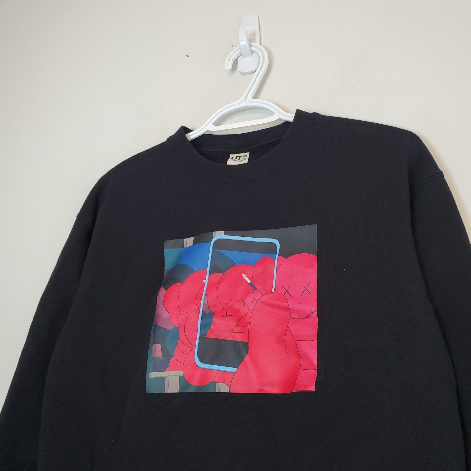 Kaws Uniqlo x Kaws X Warhol Crewneck Sweater Black Size XXS Size US XXS / EU 40 - 3 Thumbnail