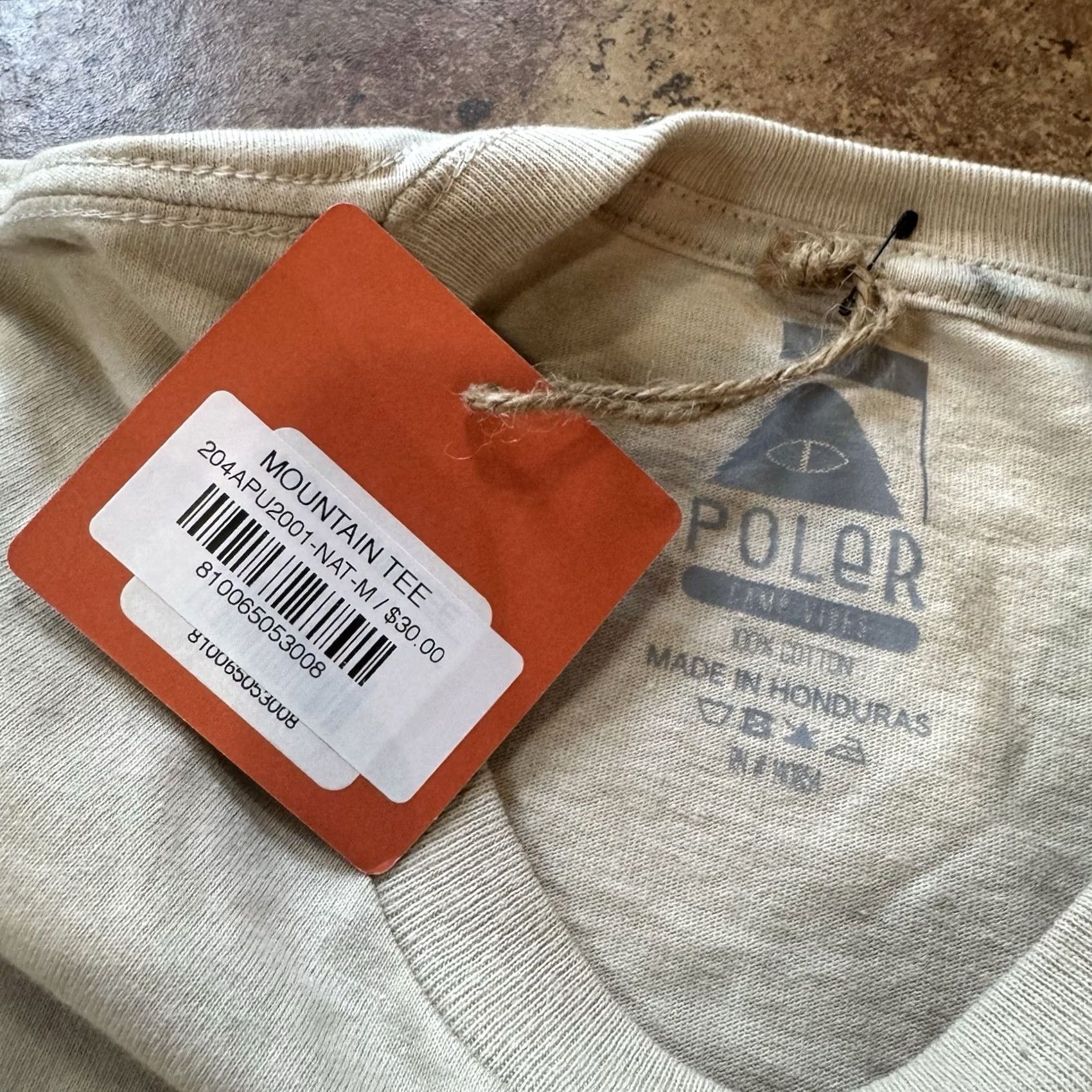 Poler Poler T Shirt Camp Vibes Crew Neck Cotton Casual Tee Mens Medium Beige Shirt Regular Men Short Sleeve Vintage: No Gender: Mens Size US M / EU 48-50 / 2 - 5 Thumbnail