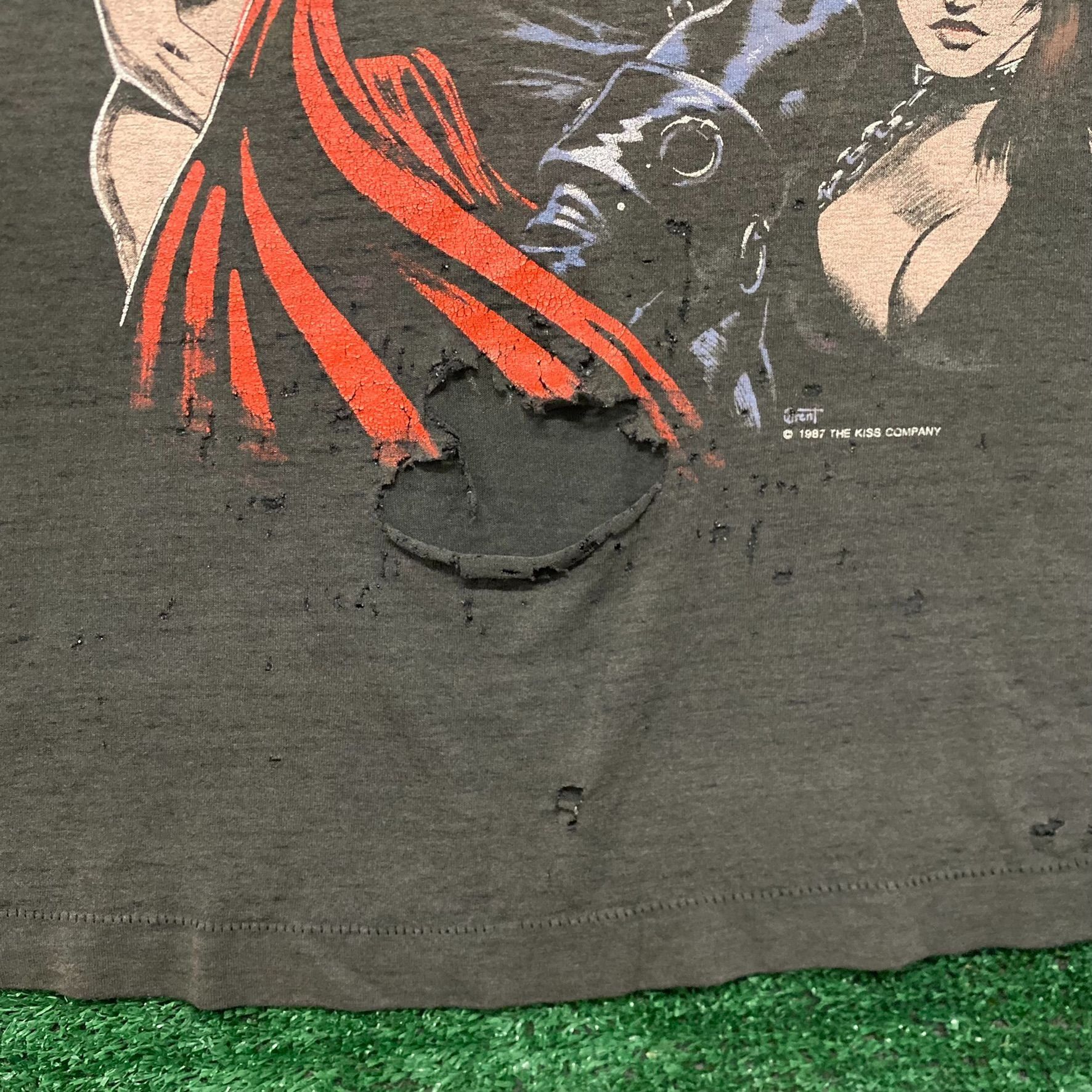 Band Tees Vintage 80s KISS Gene Simmons Dirty Job Metal Band T-Shirt Size US M / EU 48-50 / 2 - 4 Thumbnail