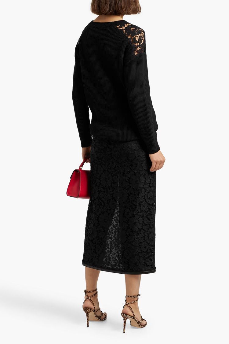 Valentino o1y0326 V-neck Sweater in Black Size L / US 10 / IT 46 - 3 Thumbnail