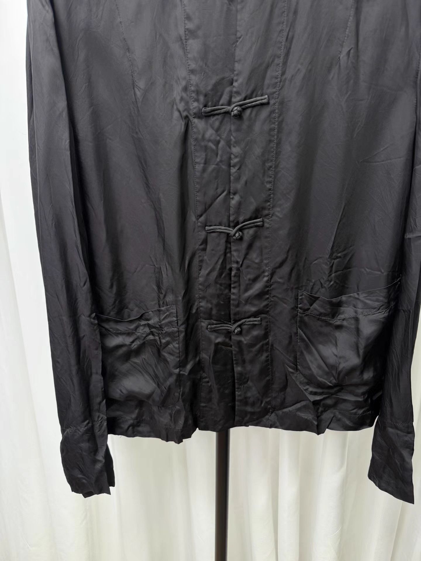 Comme des Garcons Comme des Garçons Black Silk Frog Button Jacket K20 Size US L / EU 52-54 / 3 - 3 Thumbnail