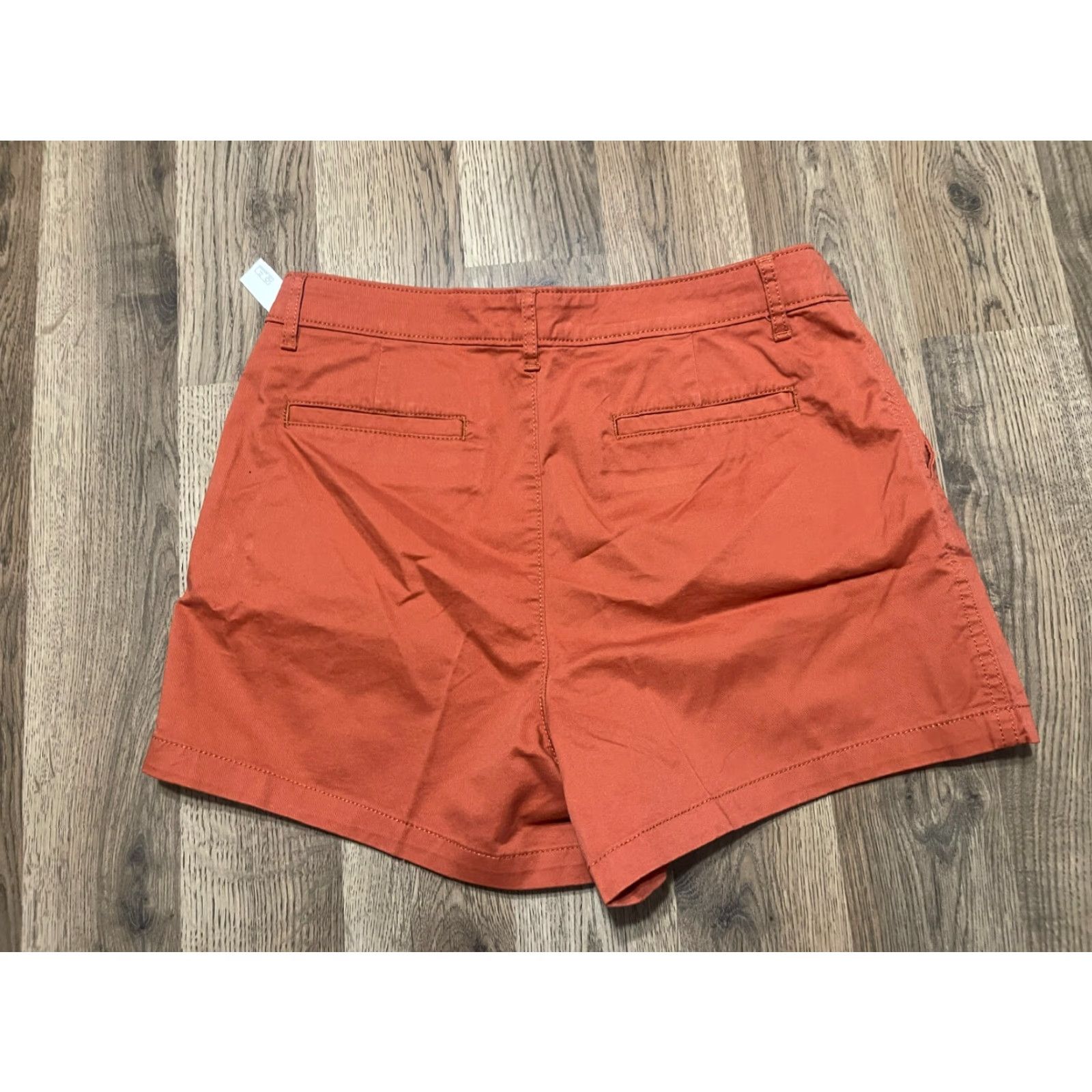 Vintage Amazon Shorts Women’s 10 Orange Pockets NWT Modern Chino Casual Classic Fit Regular Inseam 4 in Front Flat Front Vintage No Size 32" / US 10 / IT 46 - 2 Thumbnail