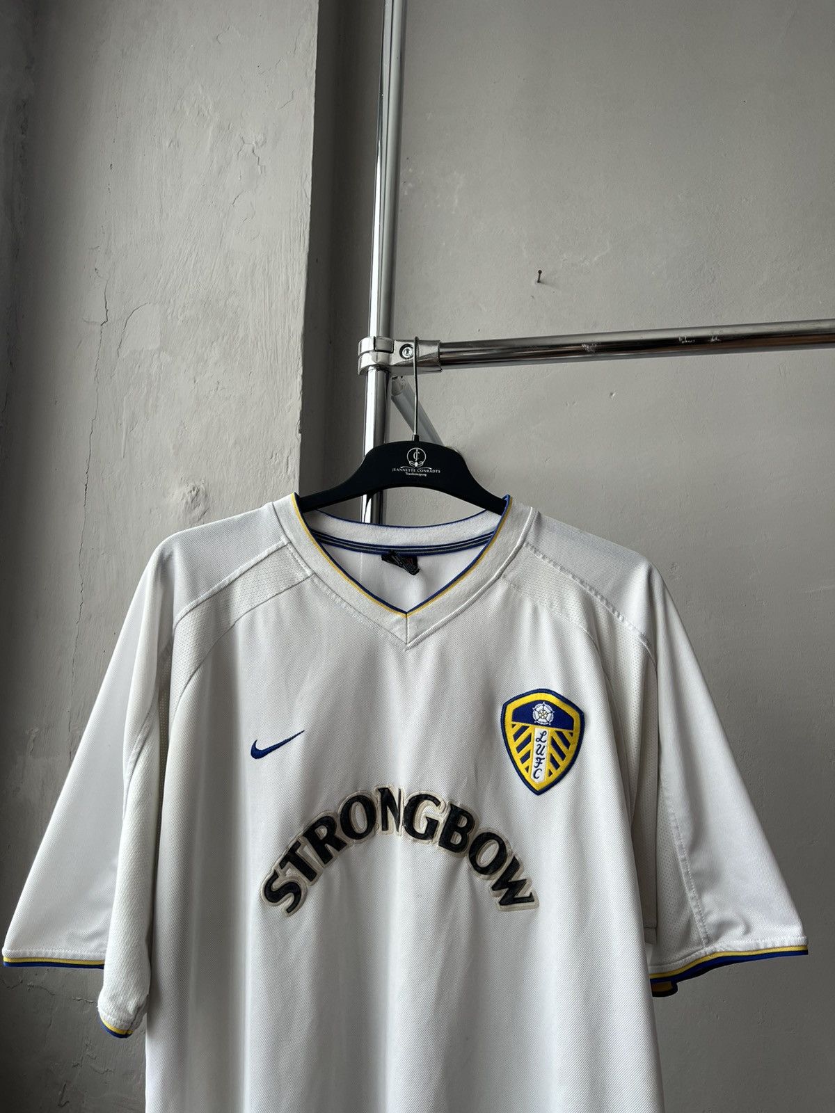 Nike 2000/02 LEEDS UNITED HOME SOCCER JERSEY FOOTBALL SHIRT XL Size US XL / EU 56 / 4 - 3 Thumbnail