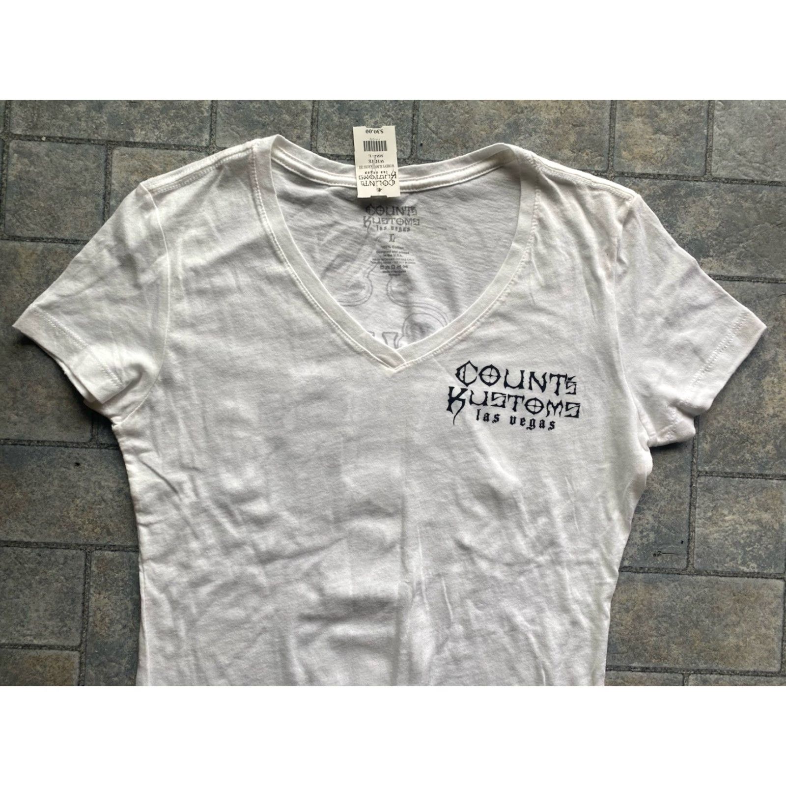 Vintage VINTAGE NWT Counts Kustoms Women’s T Shirt White Large Las Vegas Cross Biker Shirt Womens L White Biker Las Vegas Counts Kustoms Size L / US 10 / IT 46 - 6 Thumbnail