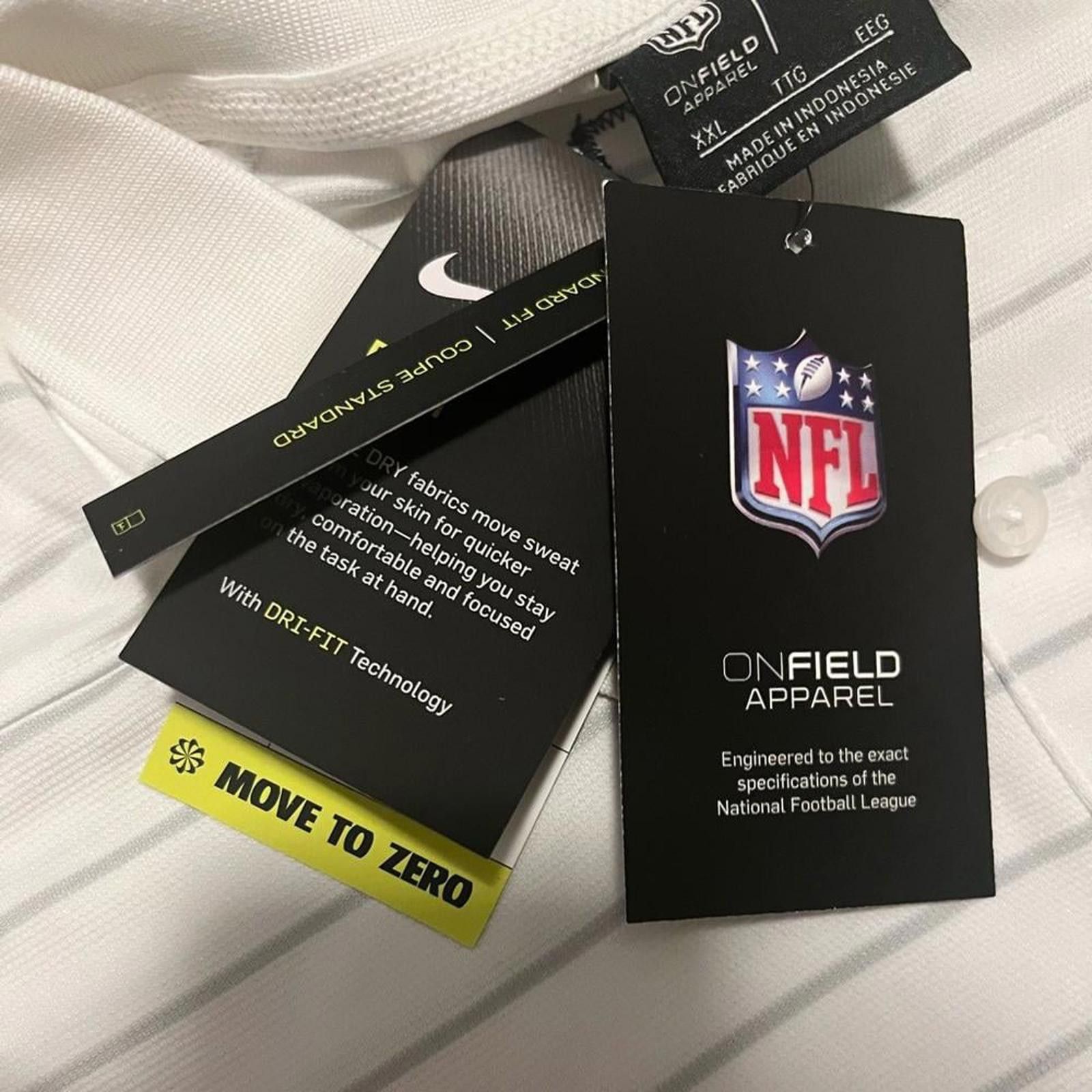 Nike Nike Men's White Seattle Seahawks Sideline Victory Coaches Performance Po Size US XXL / EU 58 / 5 - 12 Thumbnail