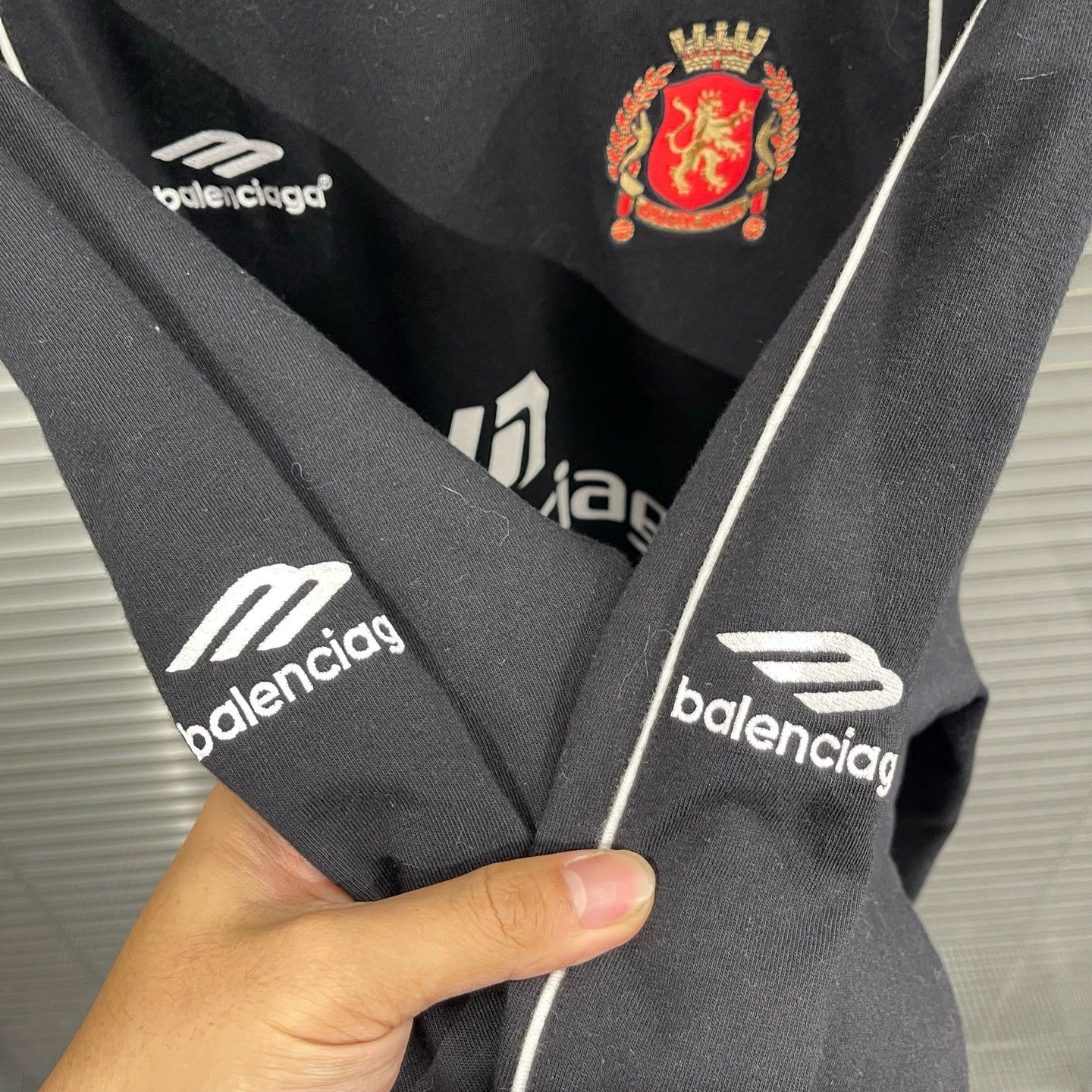 Balenciaga Balenciaga MU Paris Football Black Longsleeve Size 1 Size S / US 4 / IT 40 - 5 Thumbnail