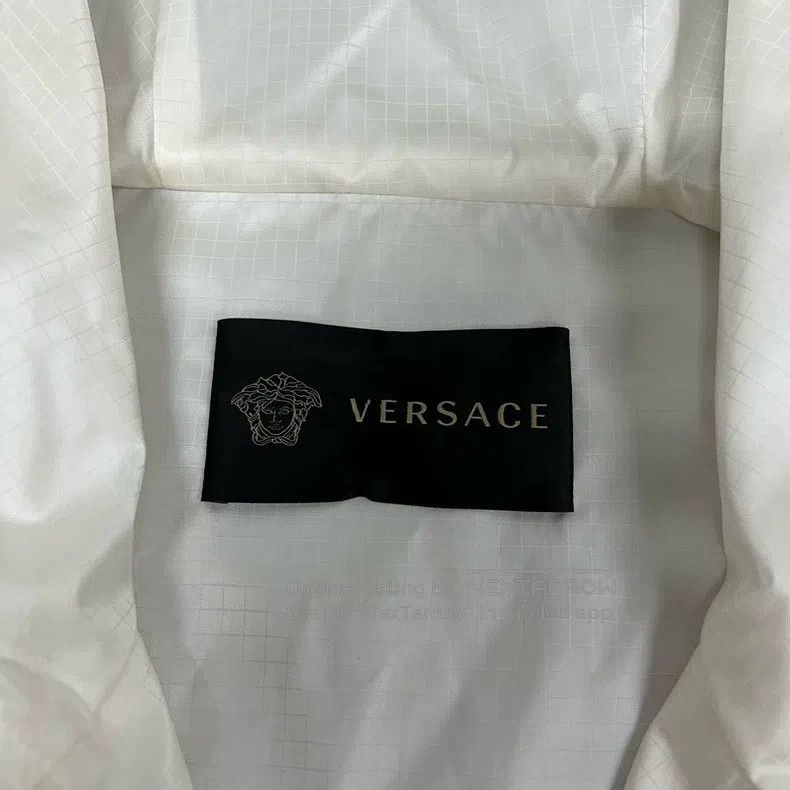 Versace Versace White ripstop plaid hooded jacket Size XL / US 12-14 / IT 48-50 - 6 Thumbnail