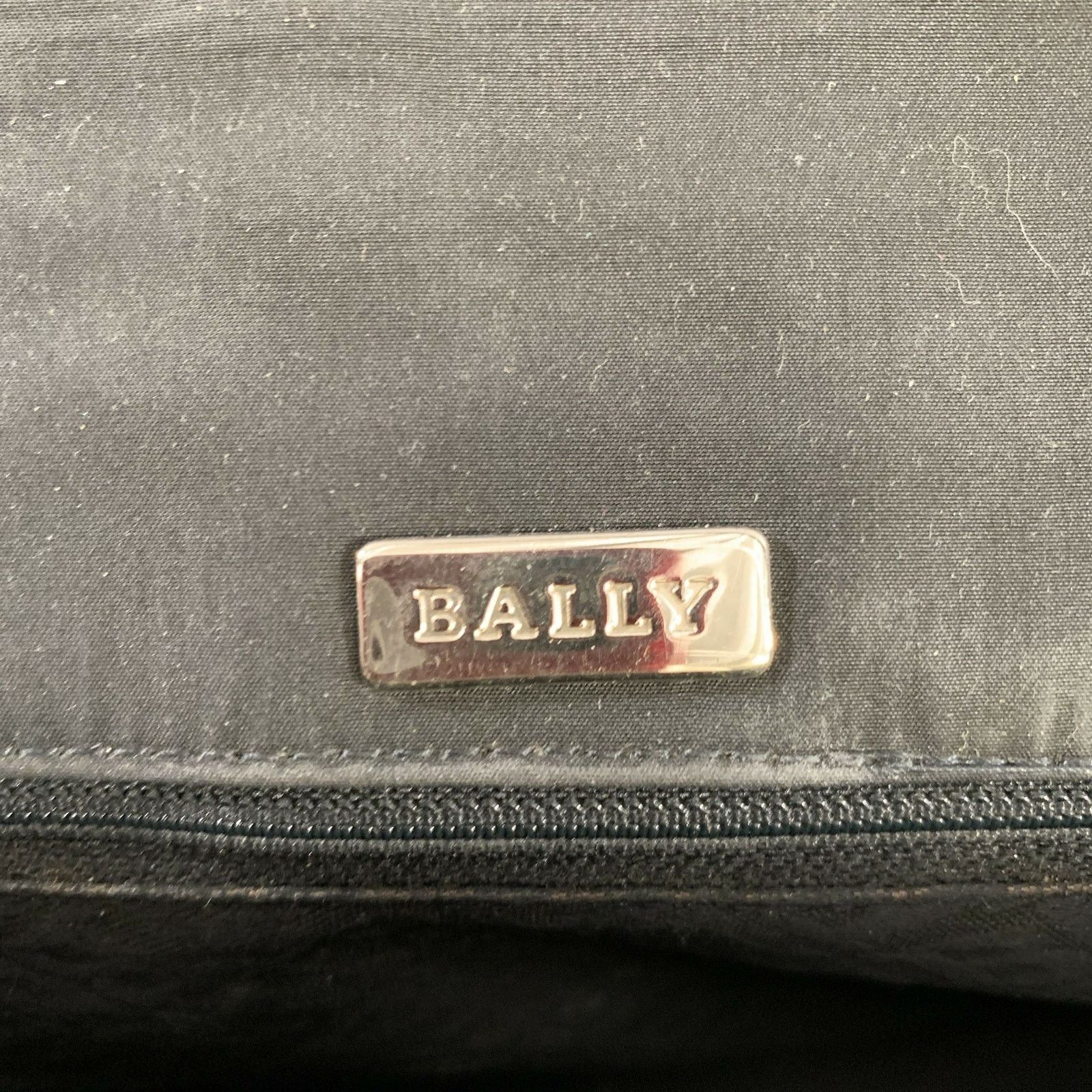 Bally BALLY Black Silver Quilted Leather Fabric Shoulder Bag Size ONE SIZE - 8 Thumbnail
