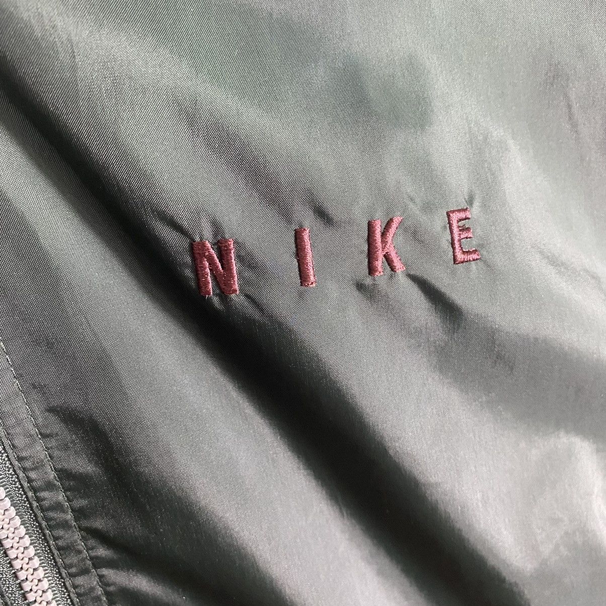 Nike × Vintage Vintage Nike Zipper Windbreaker Jacket Size US M / EU 48-50 / 2 - 8 Thumbnail