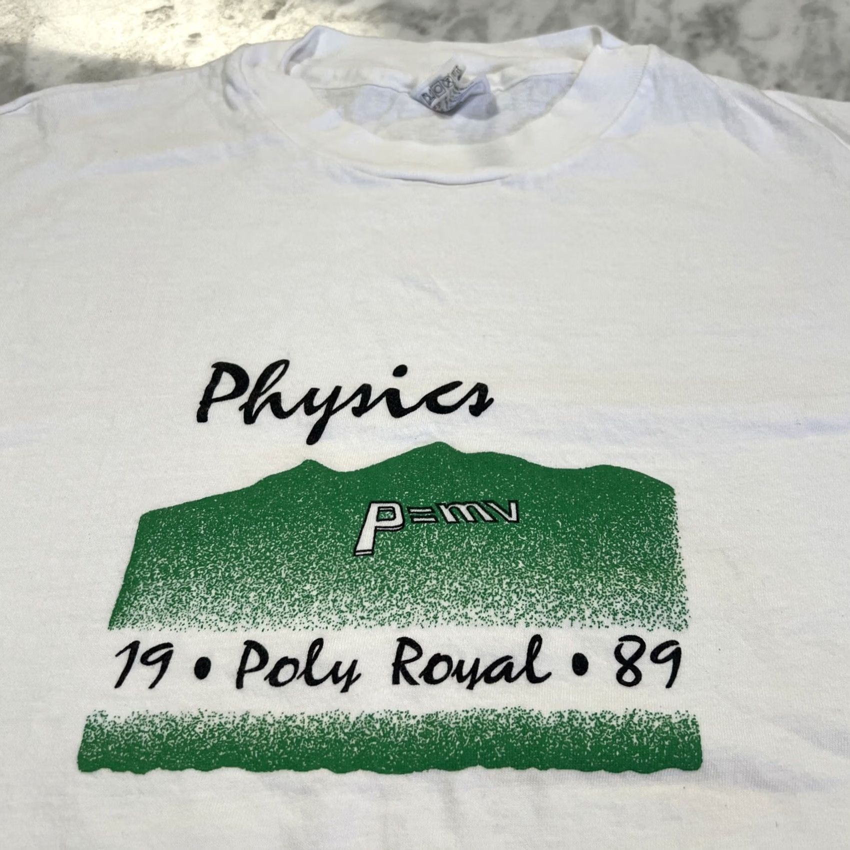 Hanes VINTAGE 1989 Cal Poly San Luis Obispo Shirt XL Poly Royal Graphic Single Stitch Hanes White Cotton Short Sleeve Unisex 1980s Sportswear Size US XL / EU 56 / 4 - 2 Thumbnail