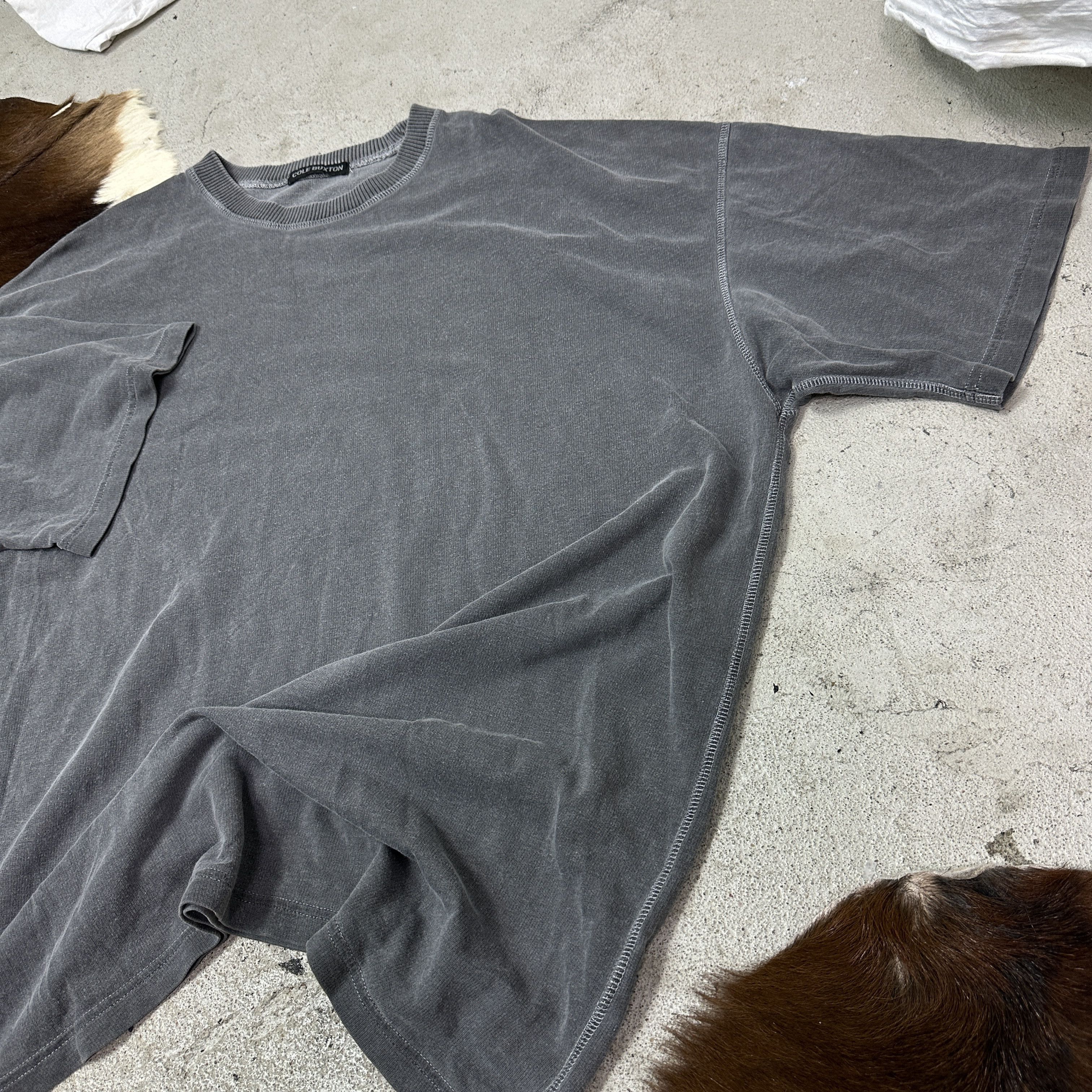 Vintage Vintage Cole Buxton Oversized Stone Washed T-shirt Y2K Size US XXL / EU 58 / 5 - 3 Thumbnail