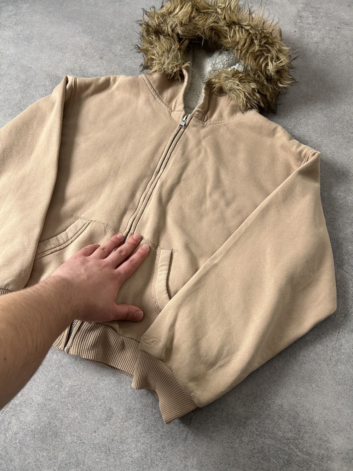 If Six Was Nine Hollister Y2k Fur zip-hoodies LGB style Size US M / EU 48-50 / 2 - 3 Thumbnail
