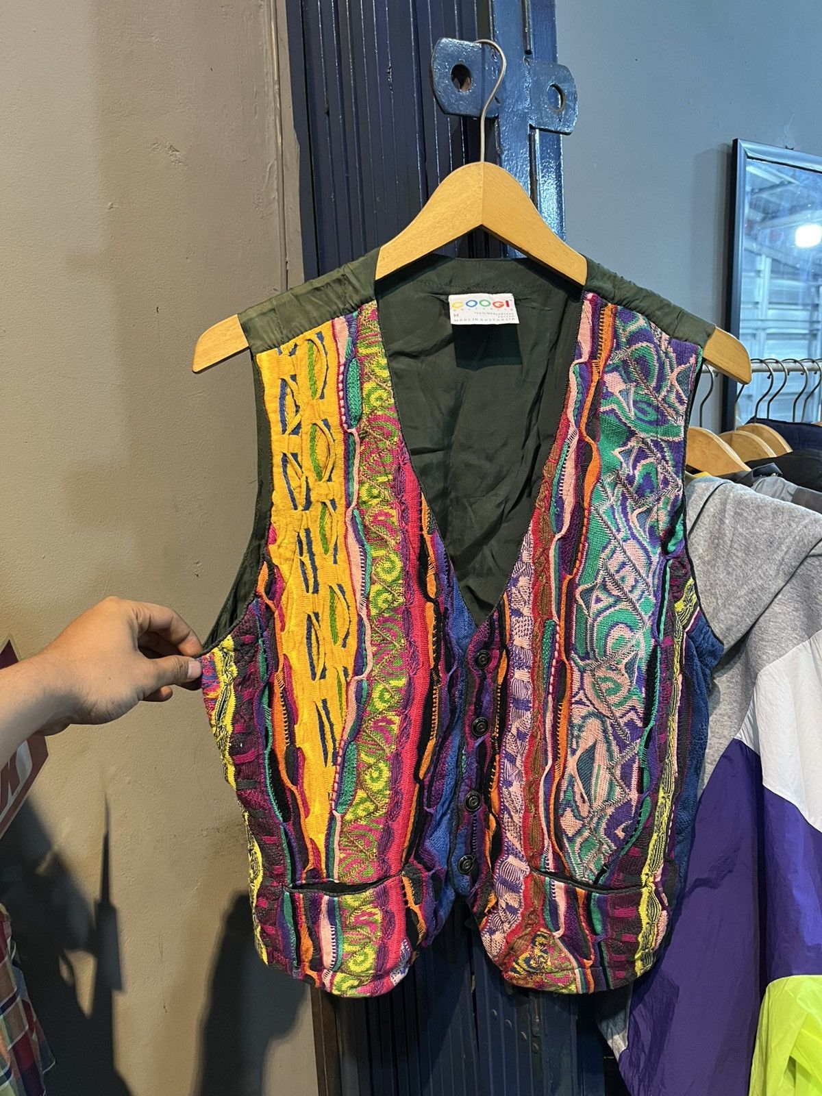 Coogi COOGI big notorious style knit cable vest Size US M / EU 48-50 / 2 - 5 Thumbnail
