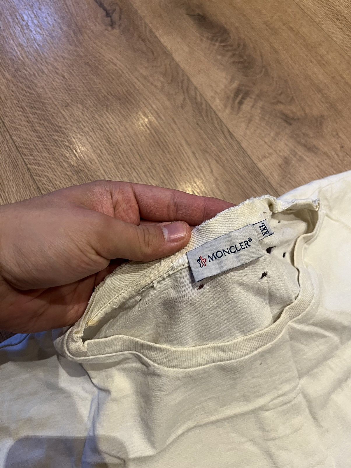 Moncler Moncler white short sleeve T-Shirt with pocket Size US XXL / EU 58 / 5 - 2 Thumbnail