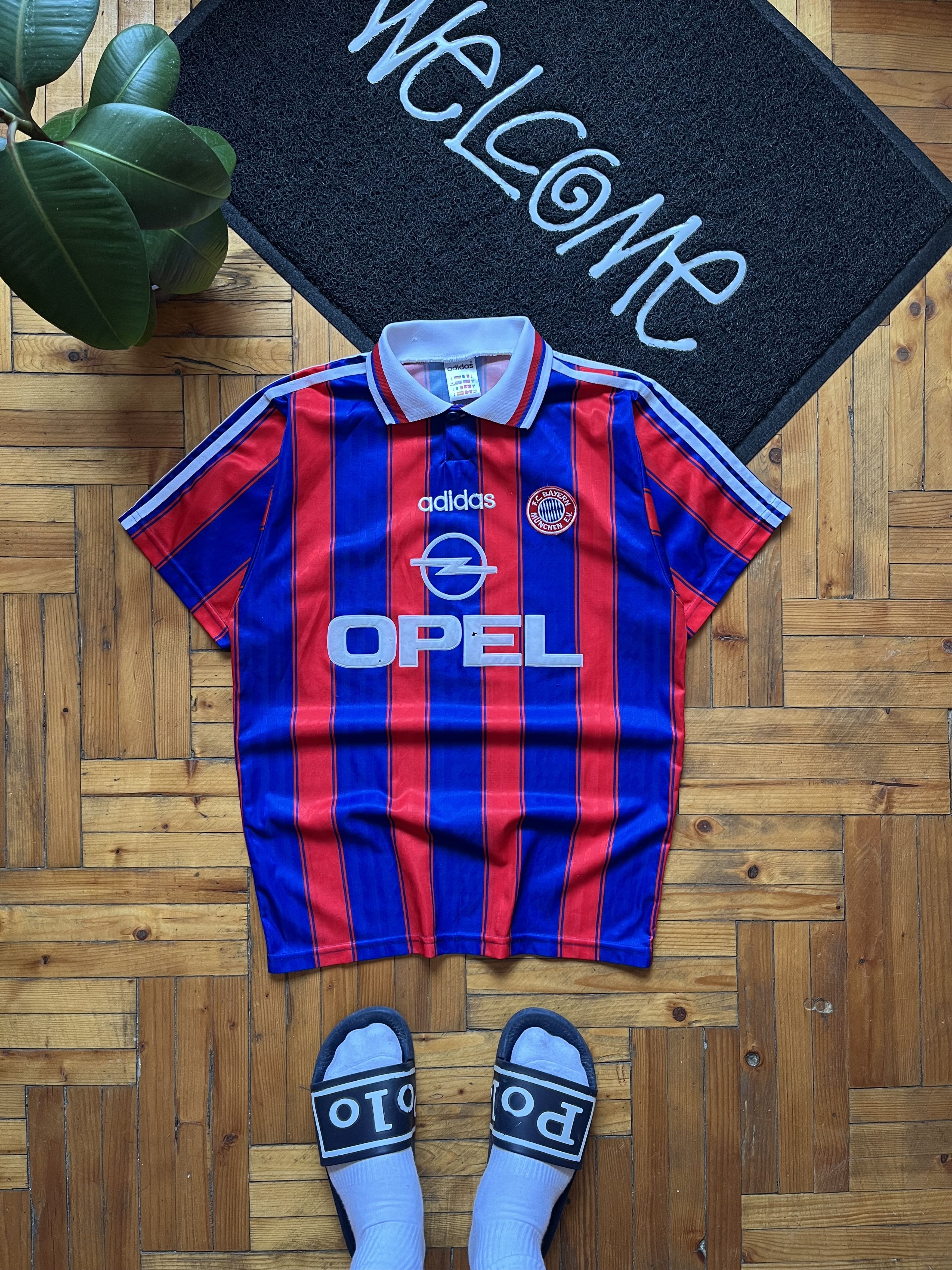 Adidas BAYERN MUNICH 1995-1997 HOME SOCCER SHIRT JERSEY ADIDAS Size US S / EU 44-46 / 1 - 1 Thumbnail