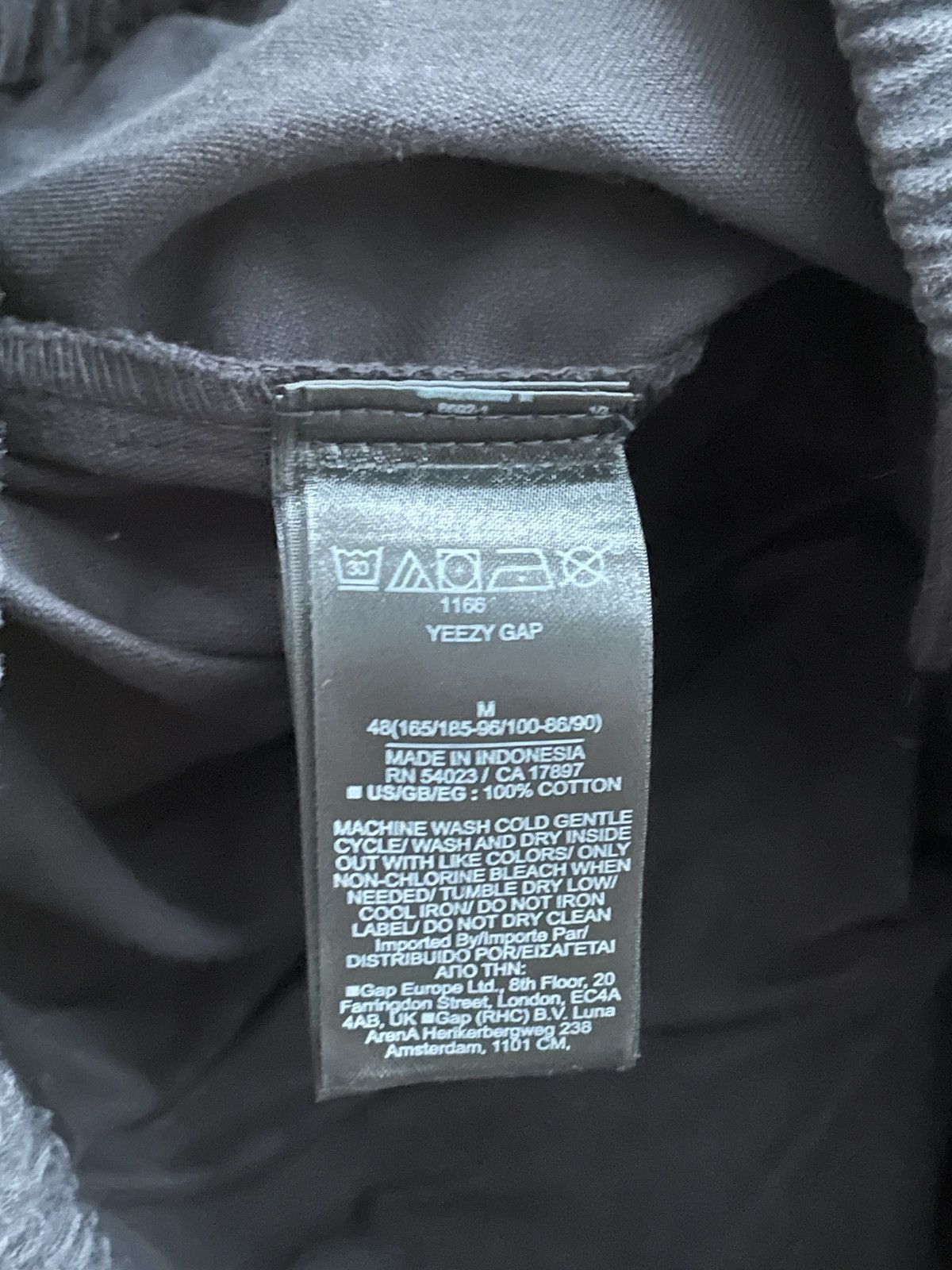 Balenciaga × Gap × Yeezy Yeezy Gap Sateen Cargo Pants Black Size Medium (UNRELEASED) Size US 32 / EU 48 - 5 Thumbnail