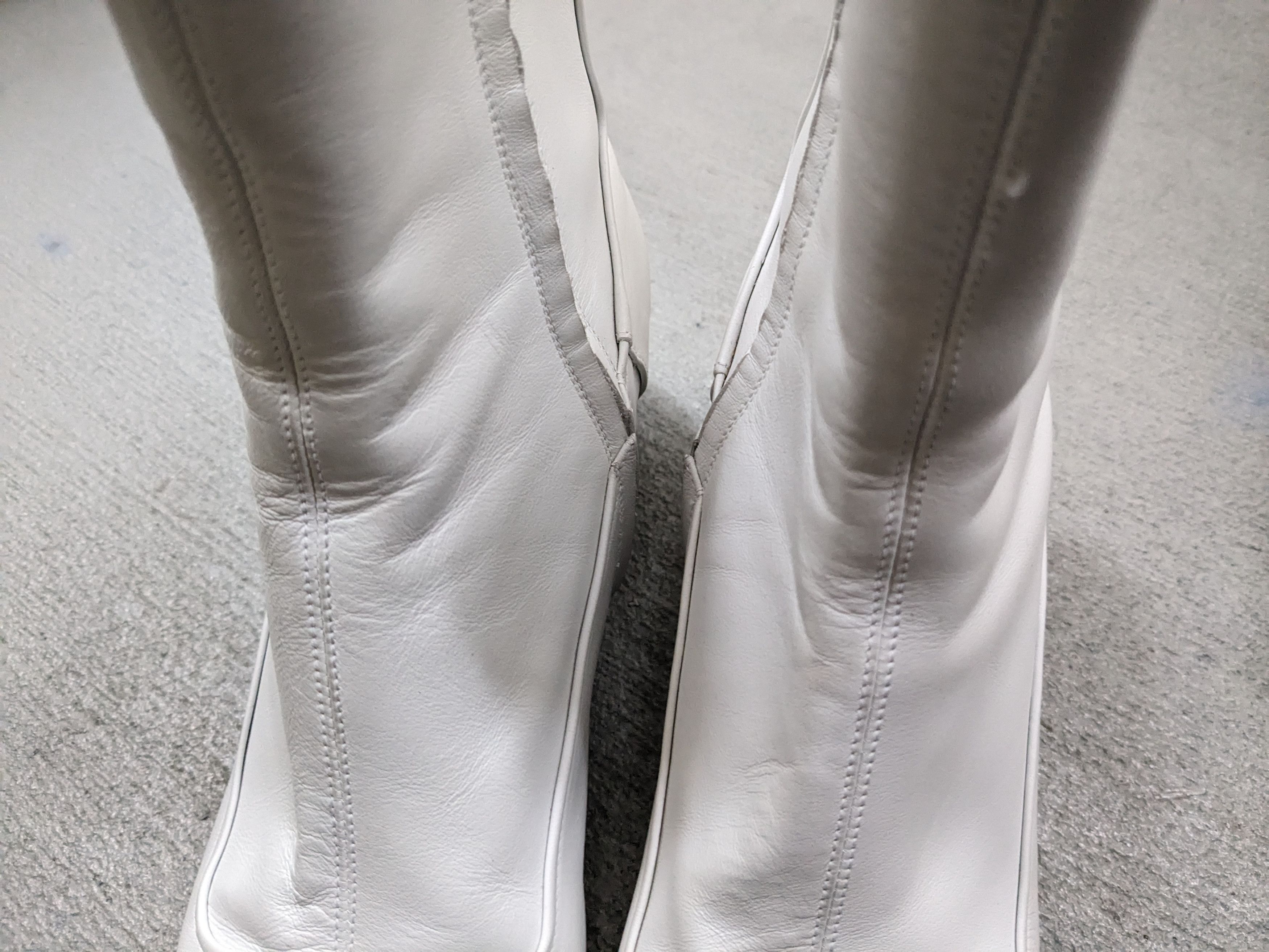 Maison Margiela Maison Margiela Boots Heels White Leather 7 40 Side Zip Size US 7 / EU 40 - 6 Thumbnail